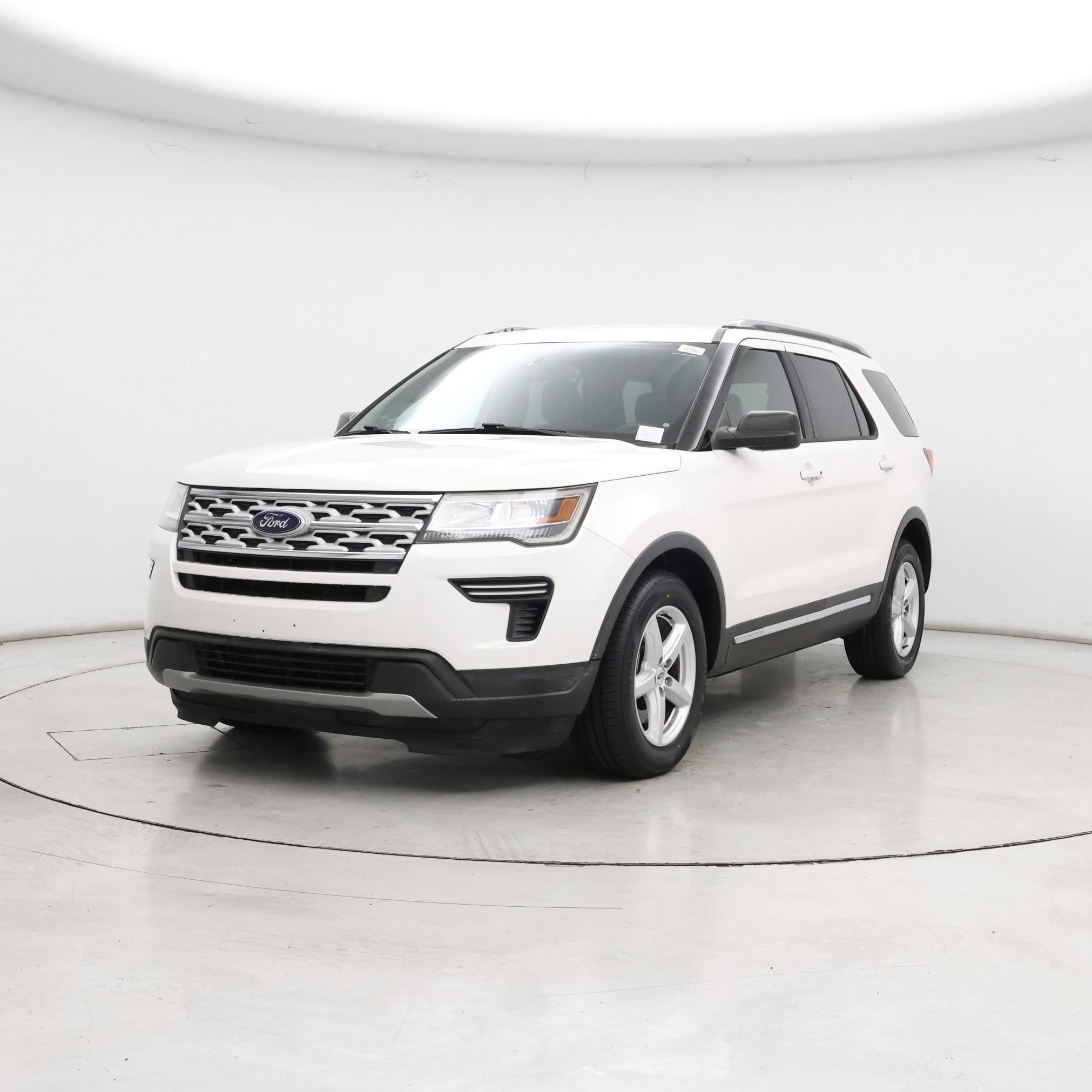 Thumbnail: 2019 Ford Explorer - 4