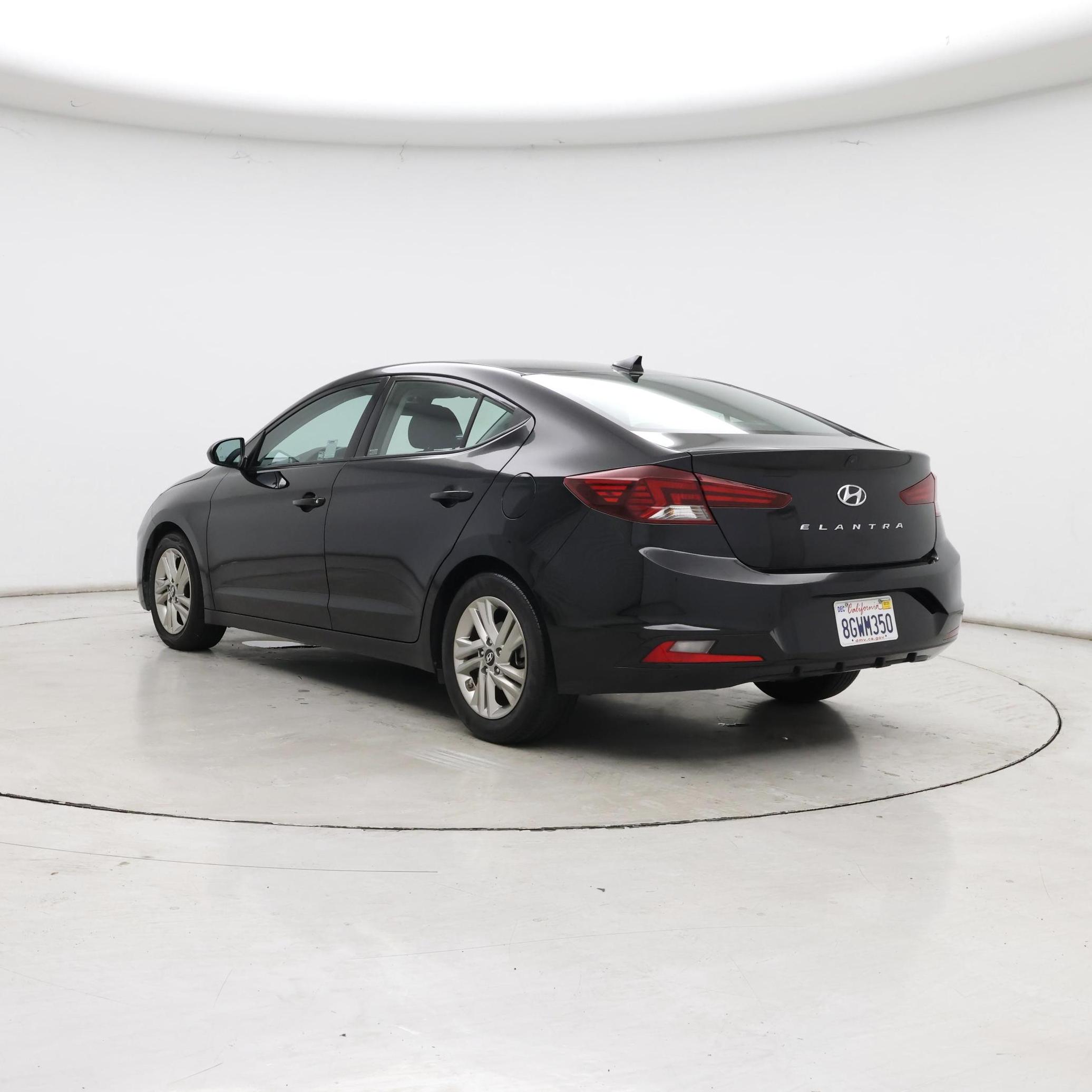Thumbnail: 2019 Hyundai Elantra - 2