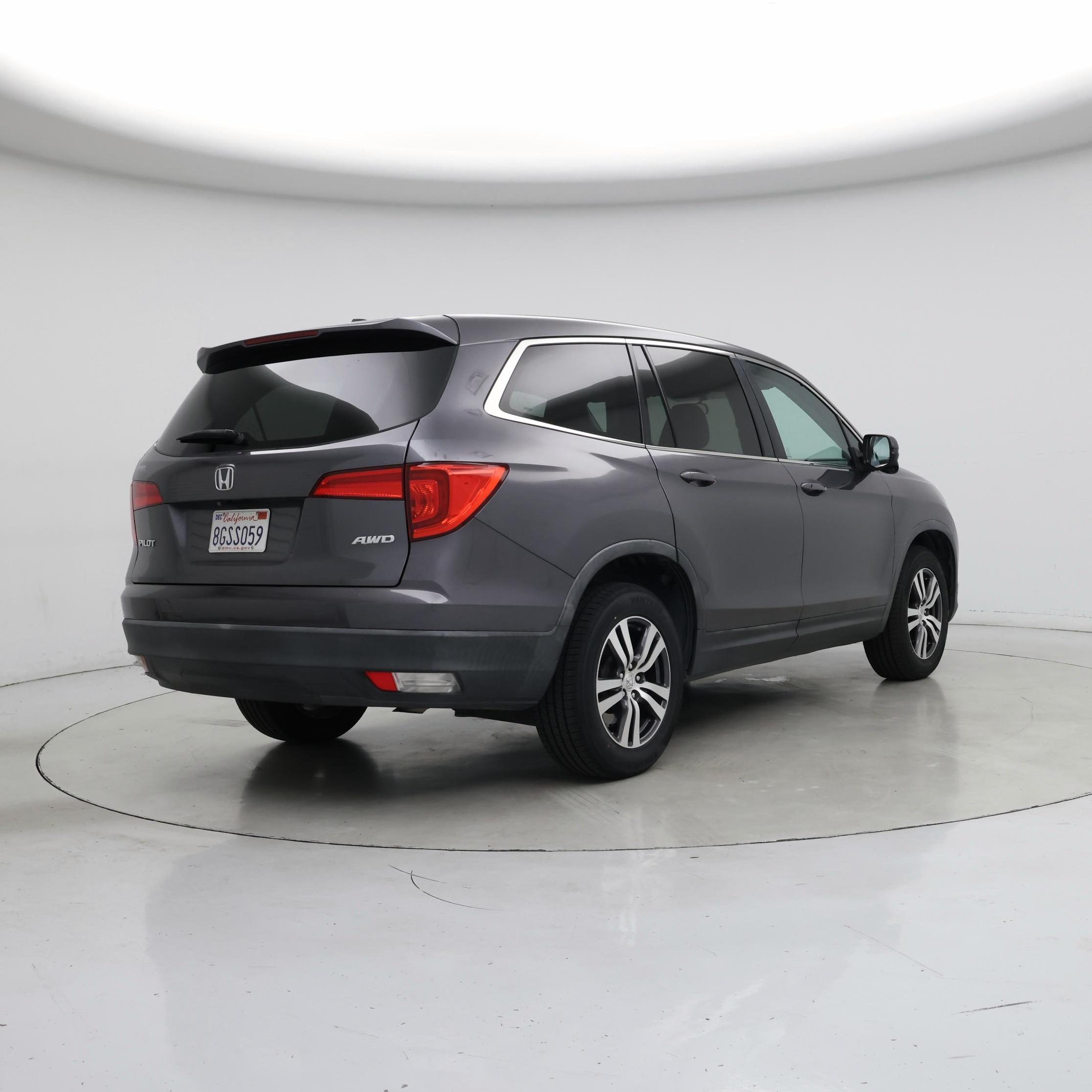 Thumbnail: 2018 Honda Pilot - 8