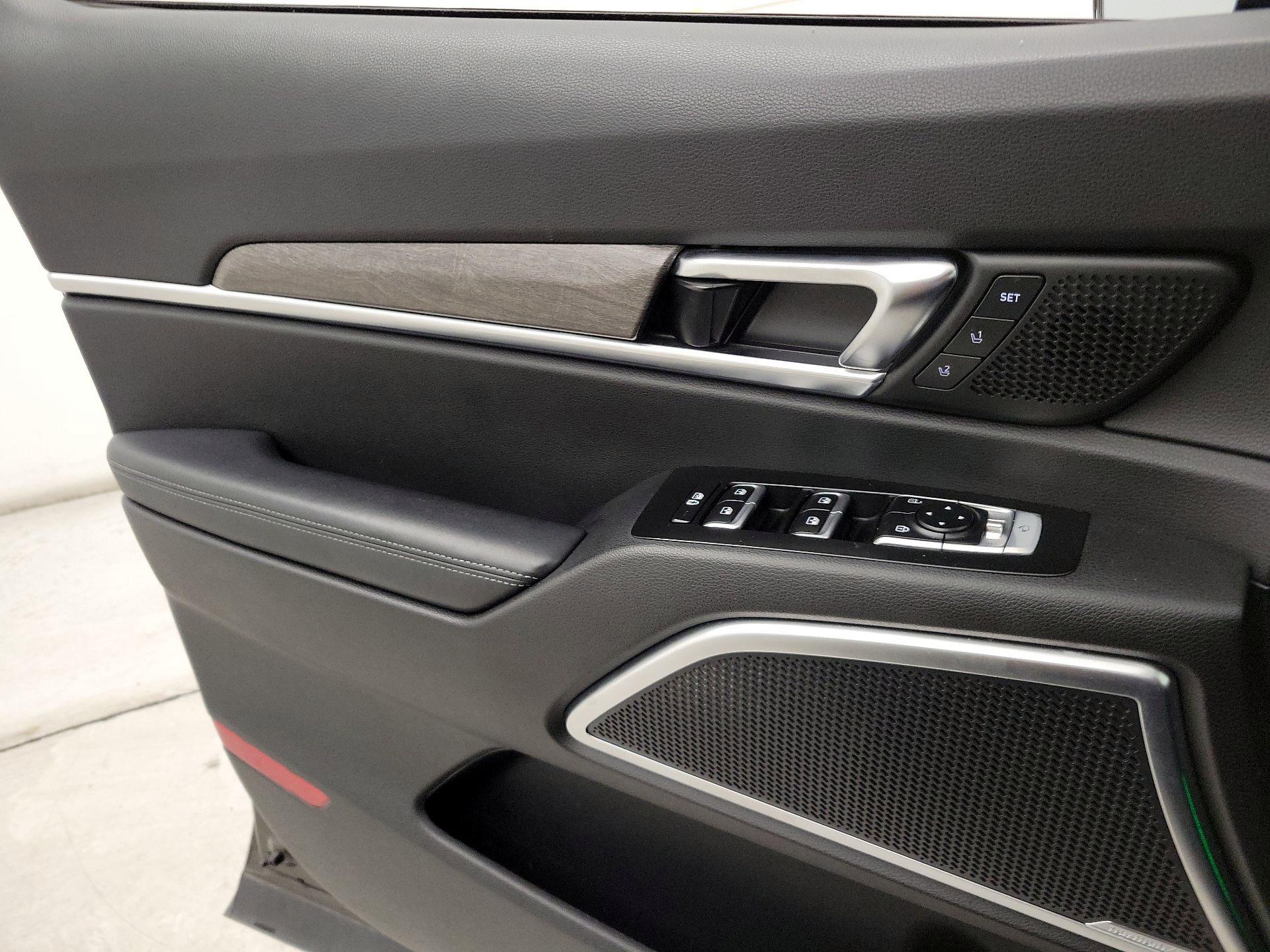 Thumbnail: 2021 Kia Telluride - 12