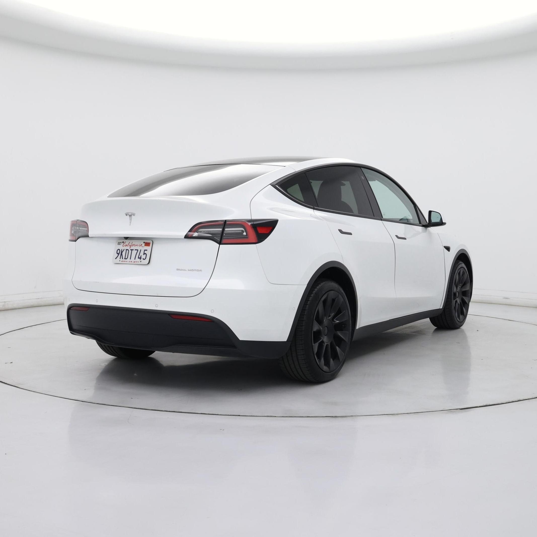Thumbnail: 2020 Tesla Model Y - 8
