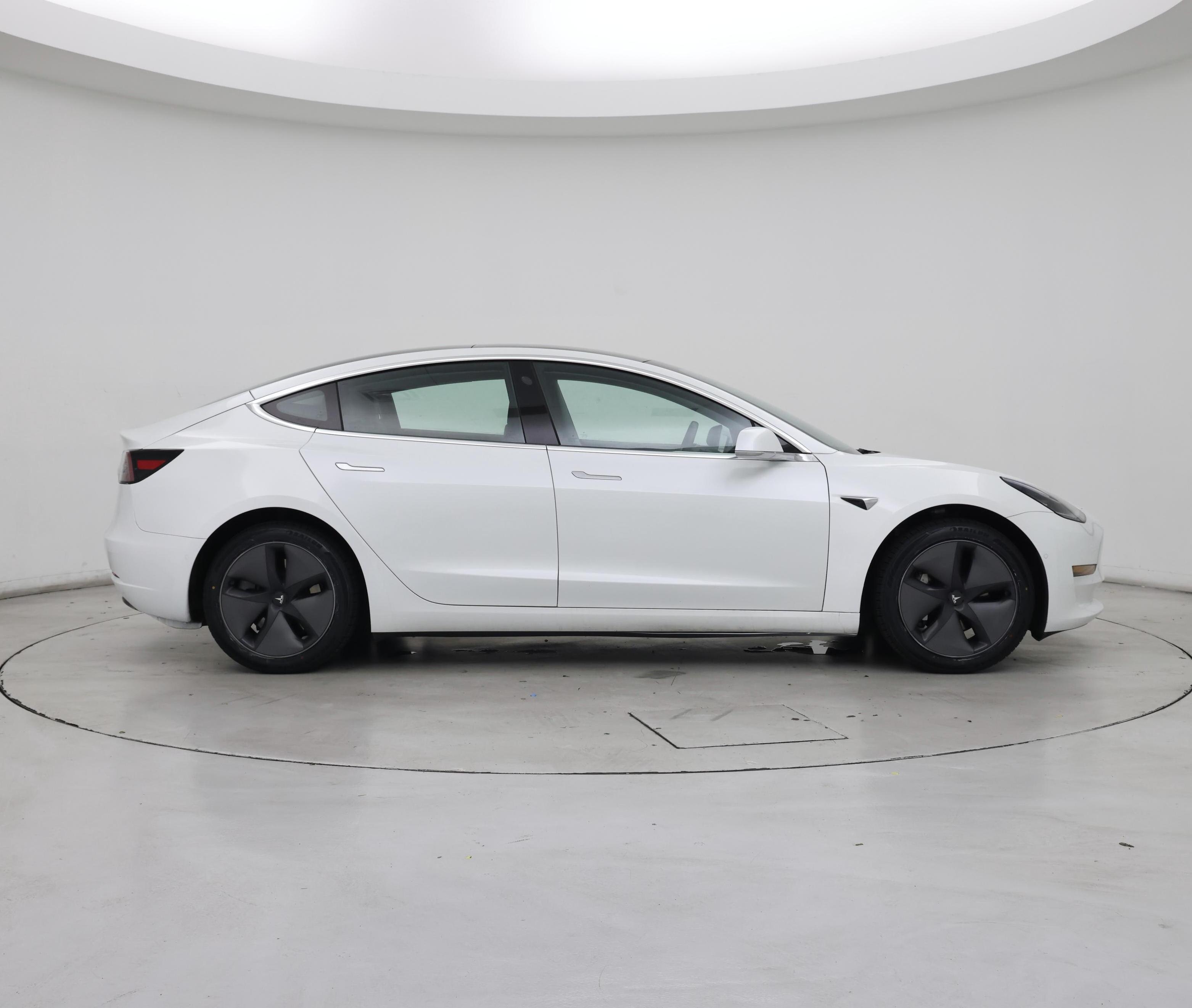 Thumbnail: 2020 Tesla Model 3 - 7