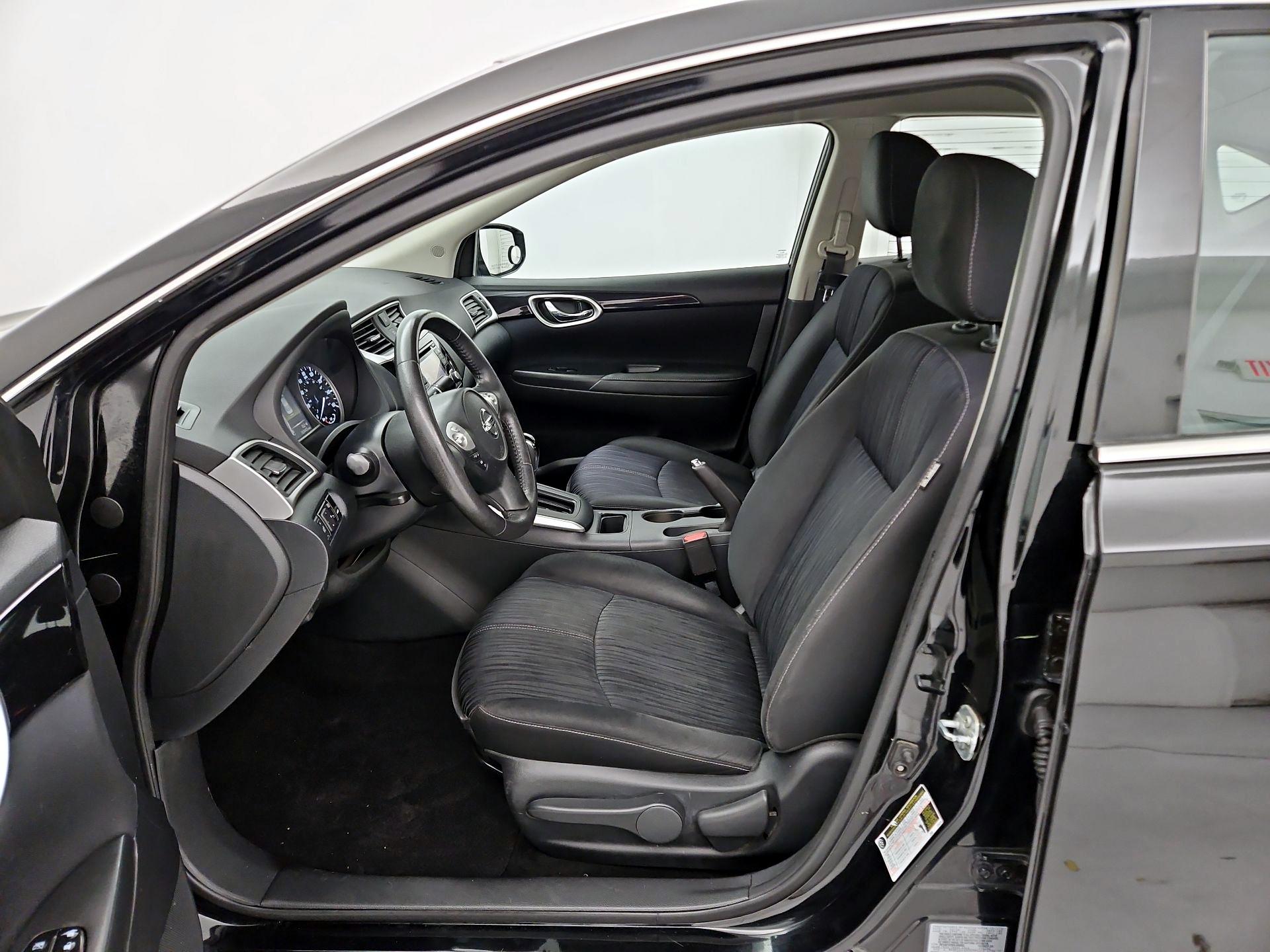 Thumbnail: 2017 Nissan Sentra - 11