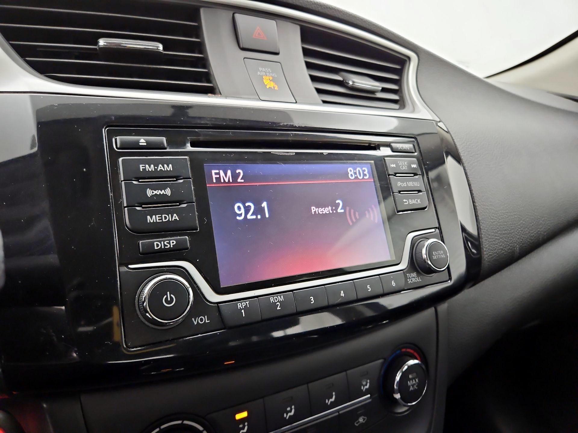 Thumbnail: 2017 Nissan Sentra - 13