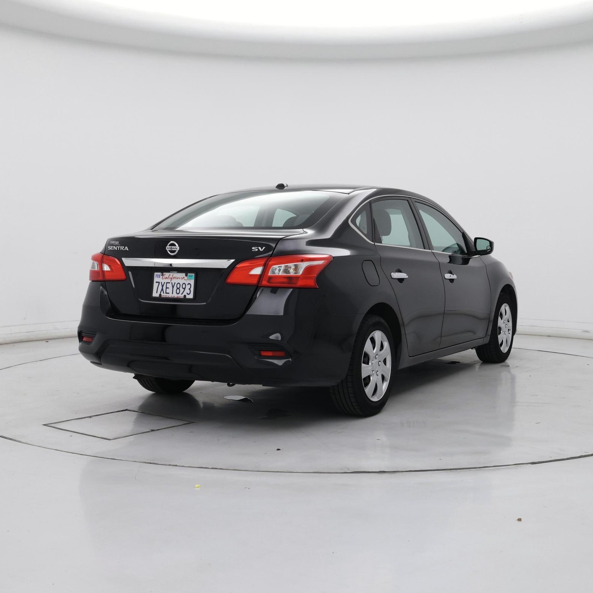 Thumbnail: 2017 Nissan Sentra - 8
