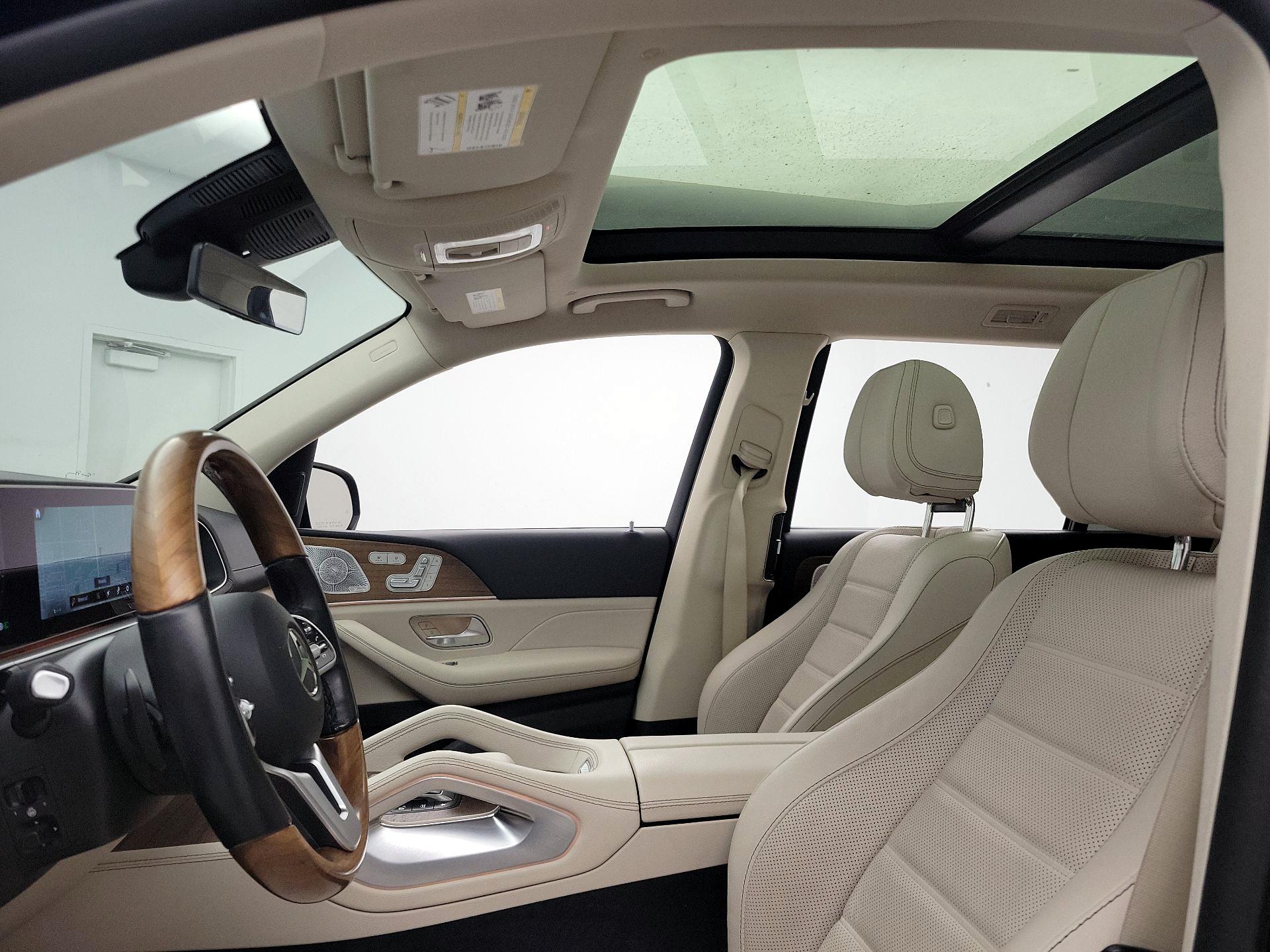 Thumbnail: 2021 Mercedes-Benz GLS - 20