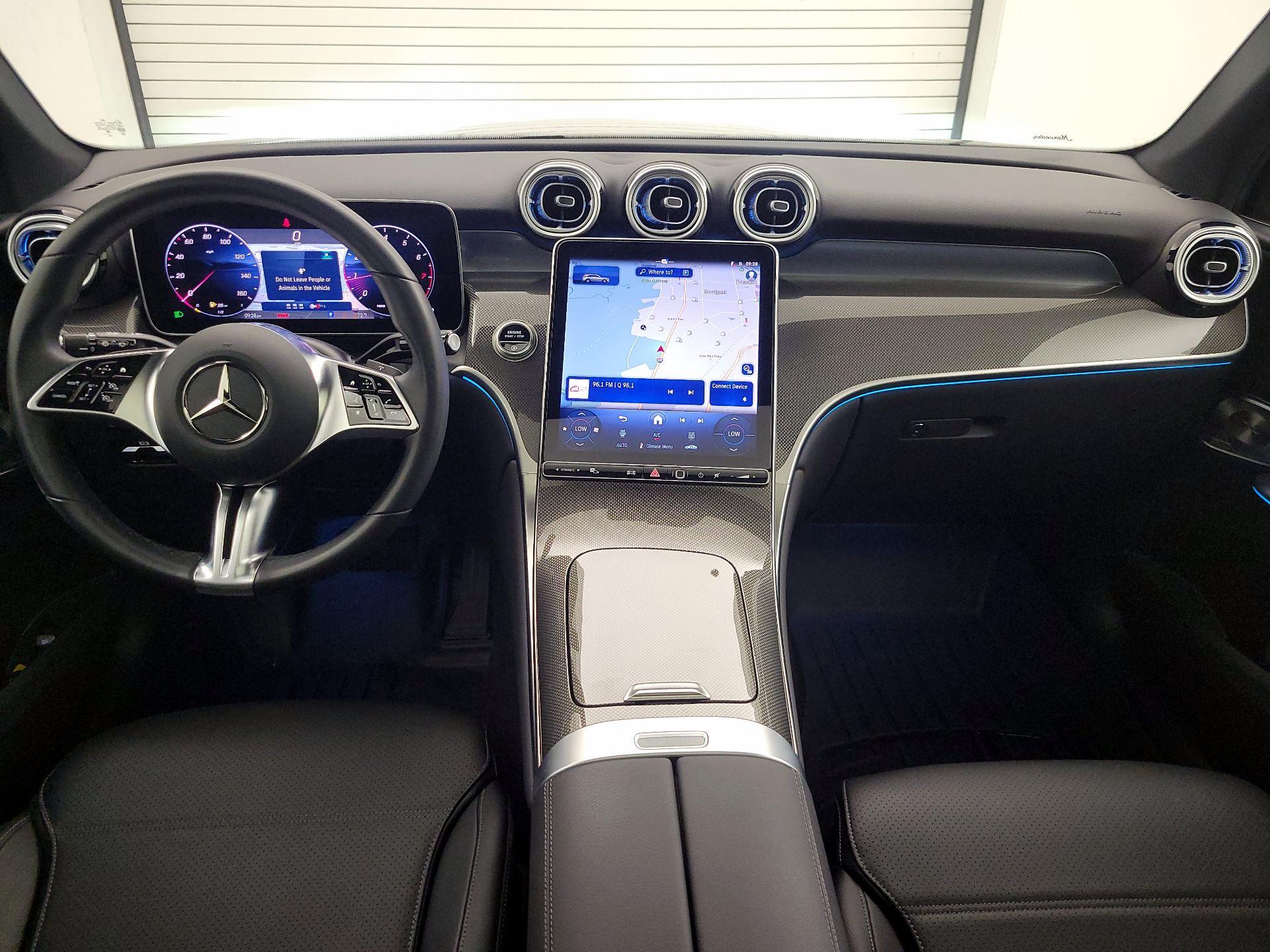 Thumbnail: 2025 Mercedes-Benz GLC - 9