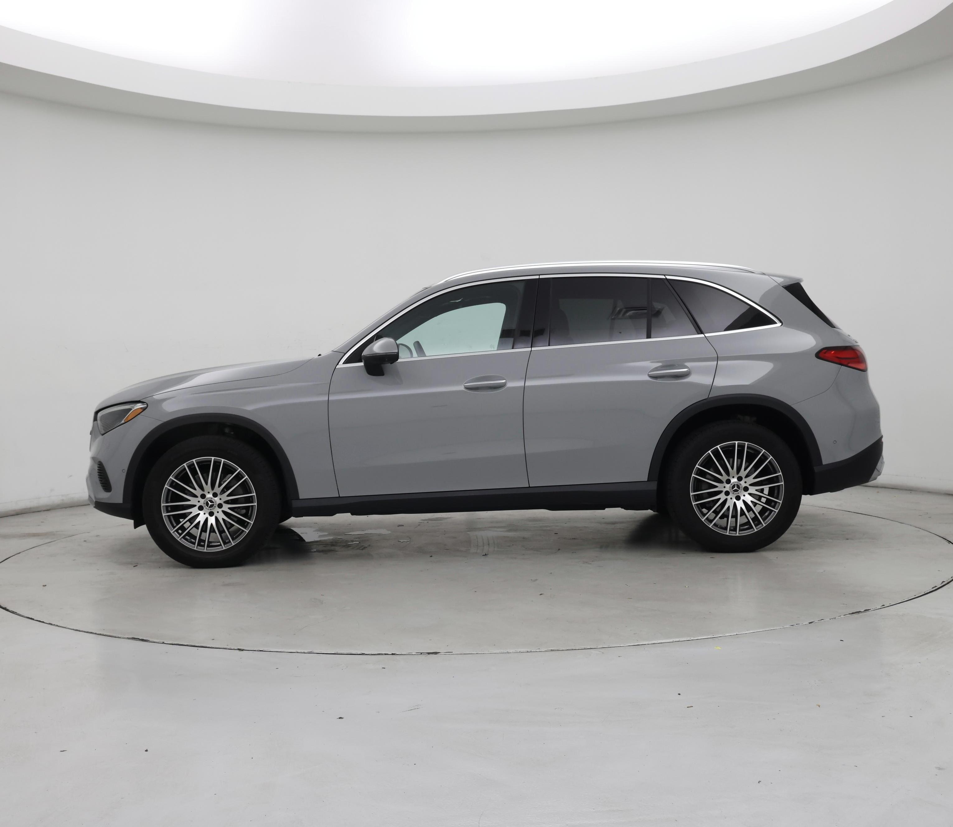 Thumbnail: 2025 Mercedes-Benz GLC - 3