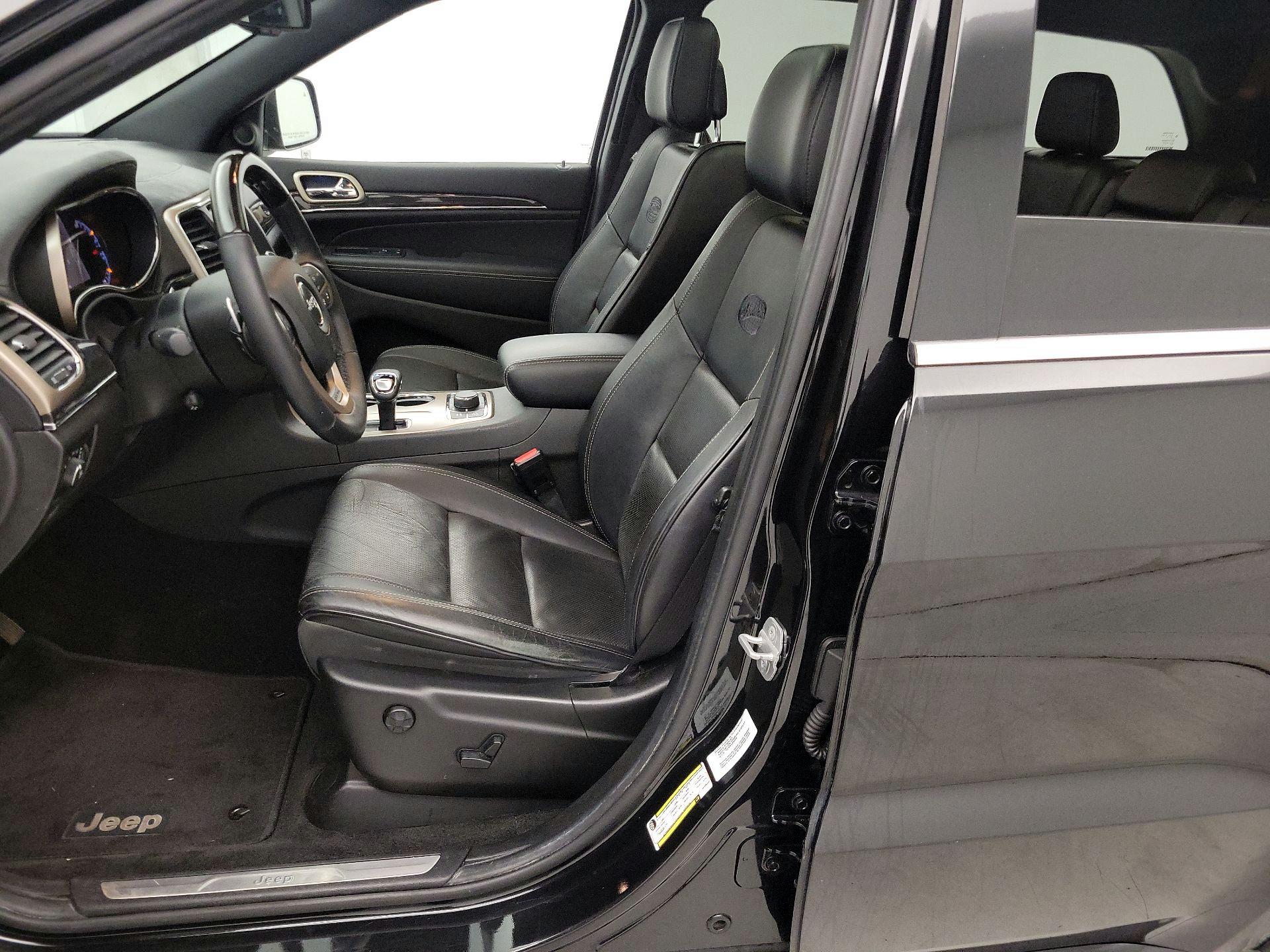 Thumbnail: 2014 Jeep Grand Cherokee - 11
