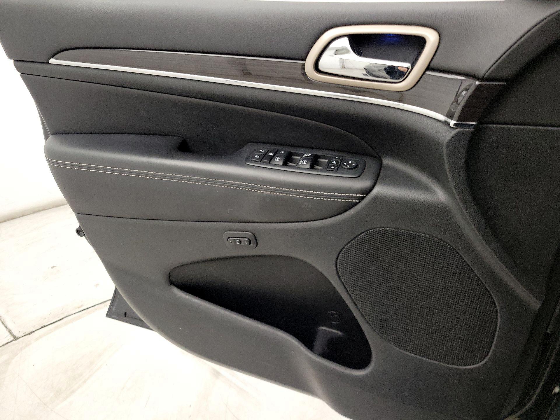Thumbnail: 2014 Jeep Grand Cherokee - 12