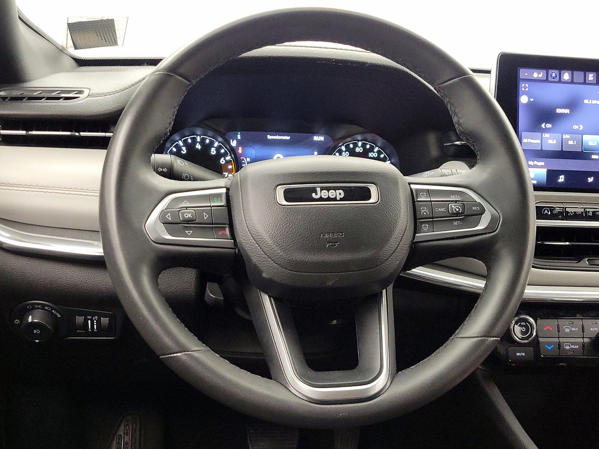 Thumbnail: 2023 Jeep Compass - 10
