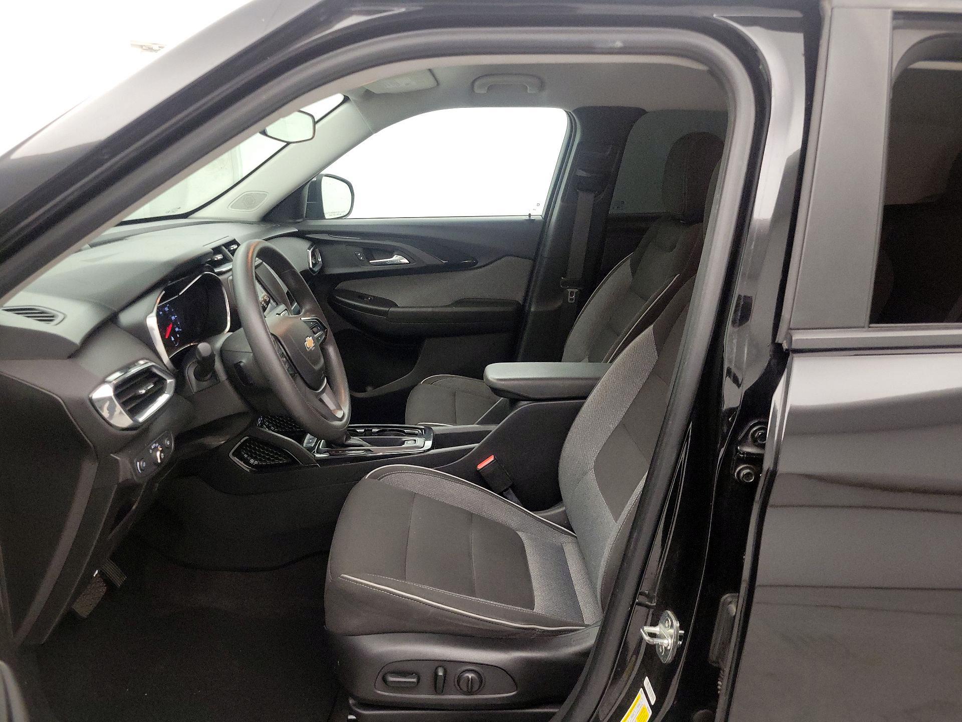 Thumbnail: 2021 Chevrolet TrailBlazer - 11