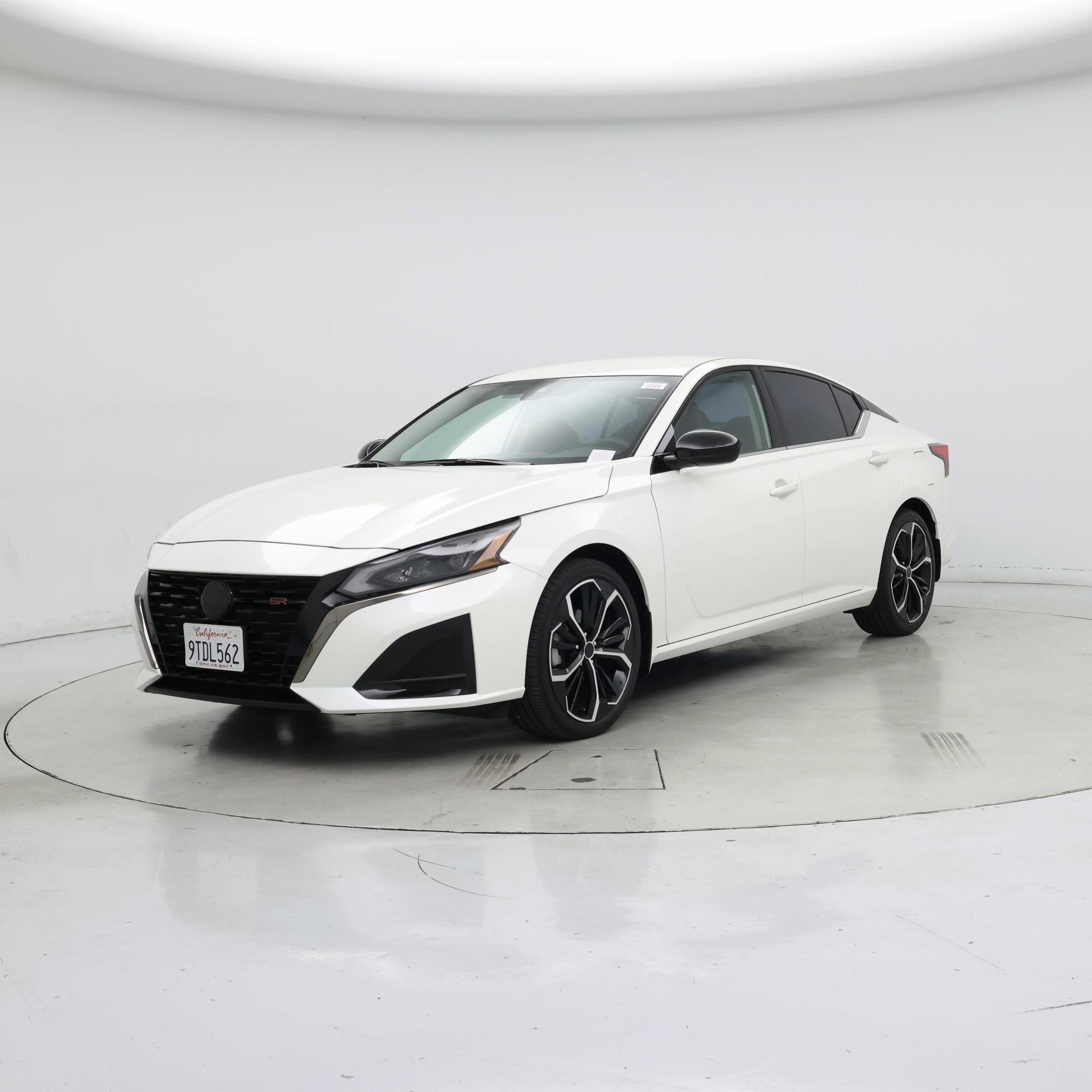 Thumbnail: 2025 Nissan Altima - 4
