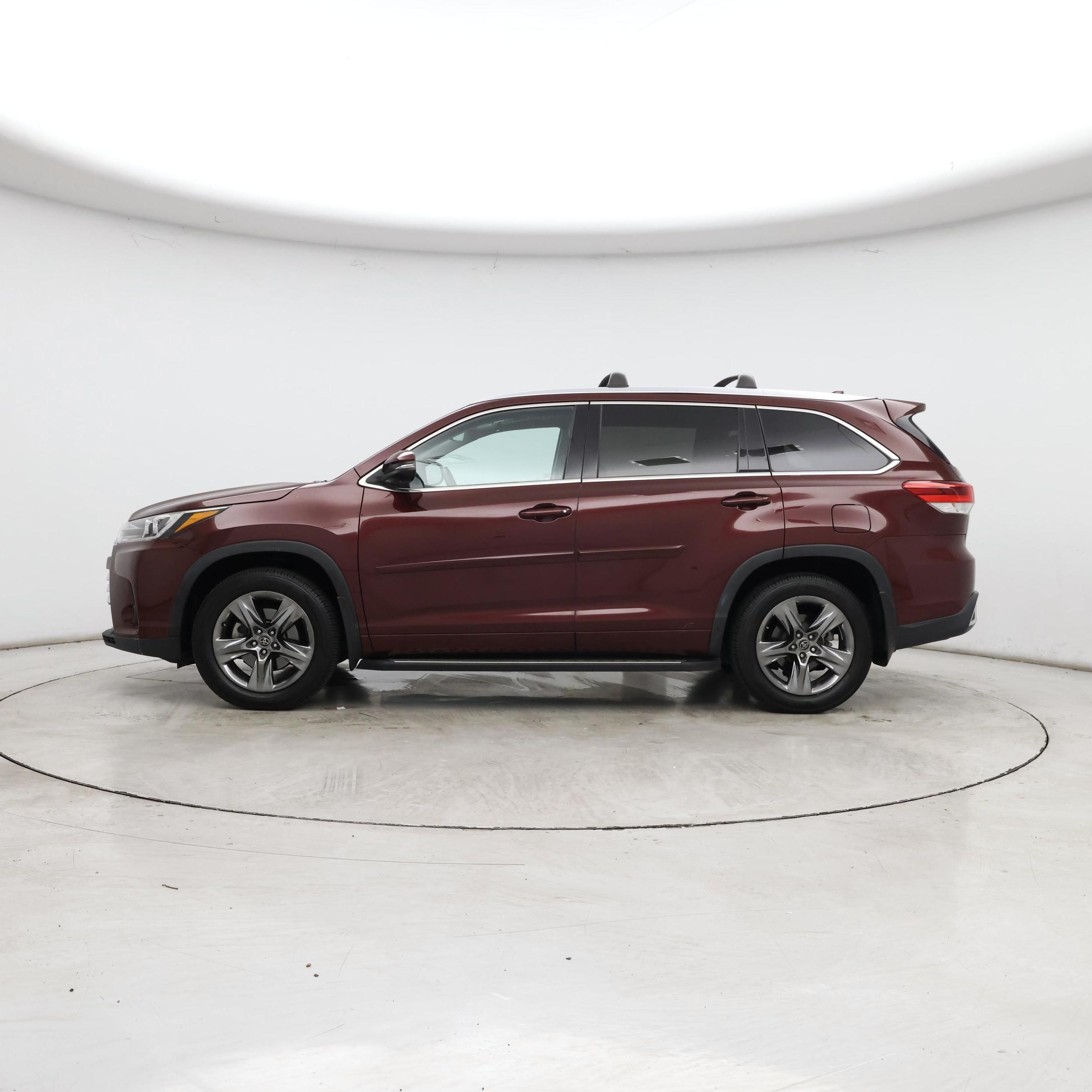 Thumbnail: 2017 Toyota Highlander - 3