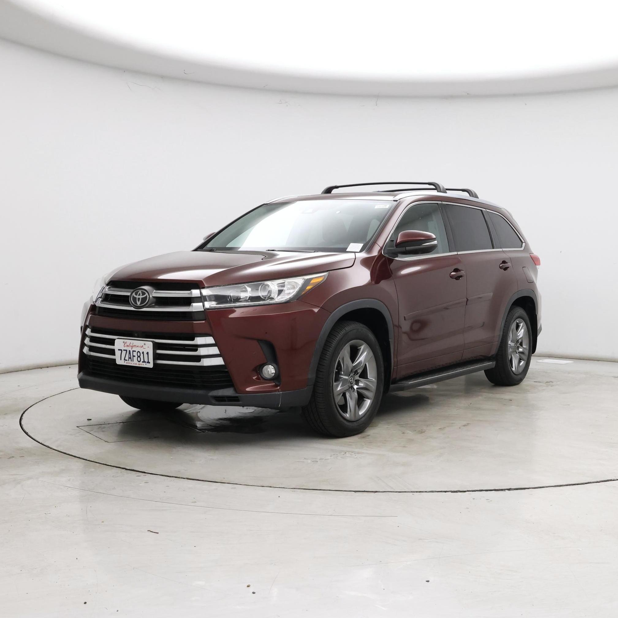 Thumbnail: 2017 Toyota Highlander - 4