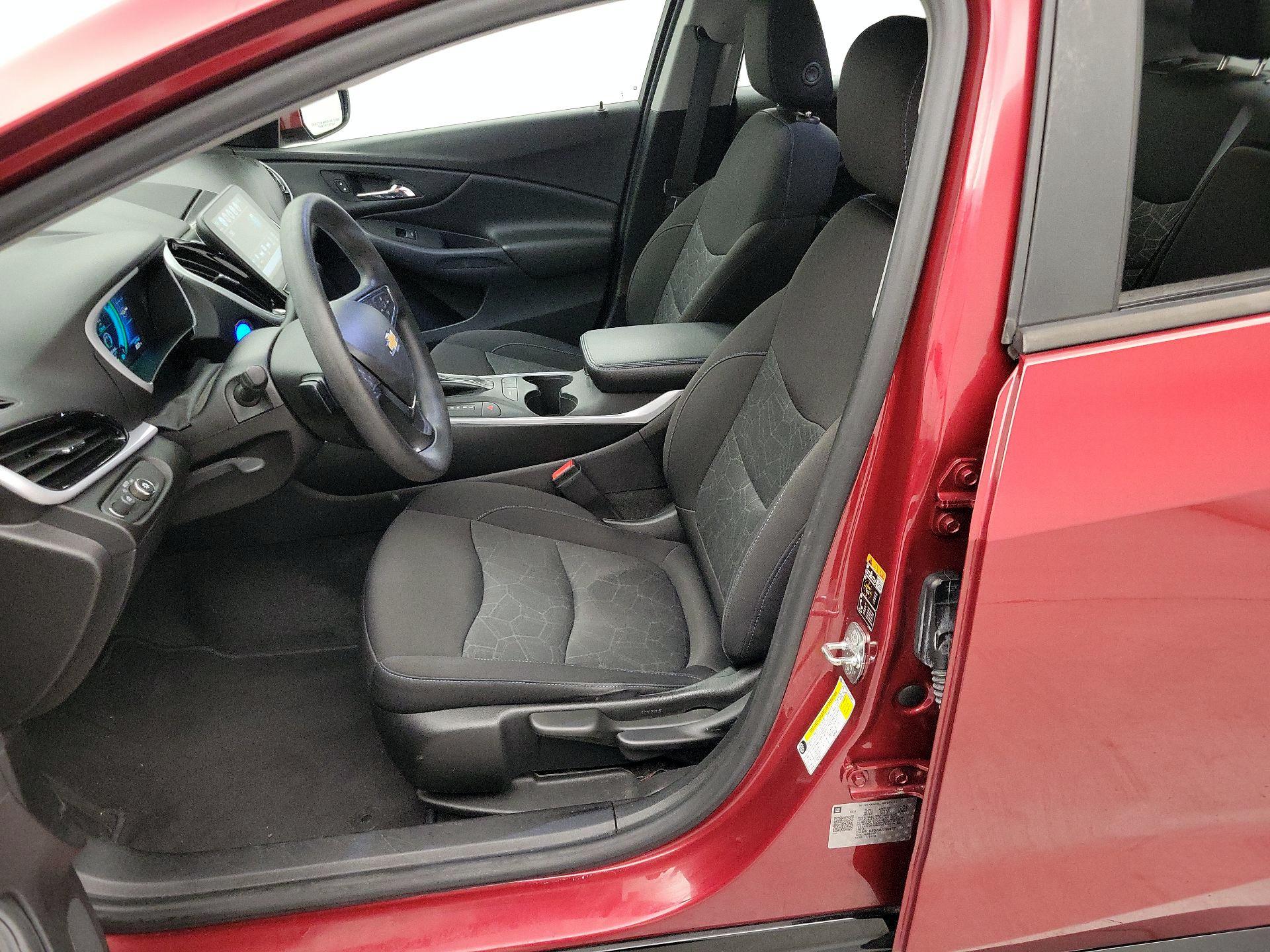Thumbnail: 2018 Chevrolet Volt - 11