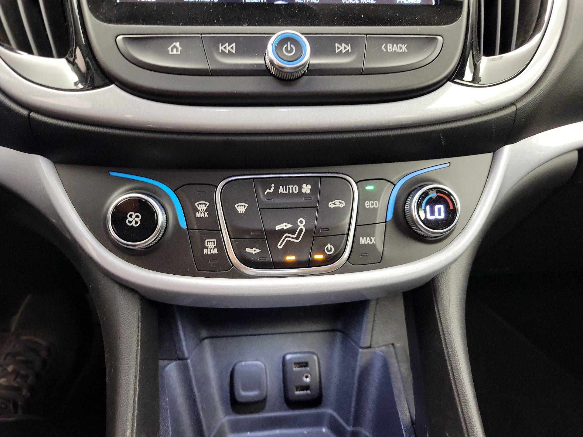 Thumbnail: 2018 Chevrolet Volt - 17