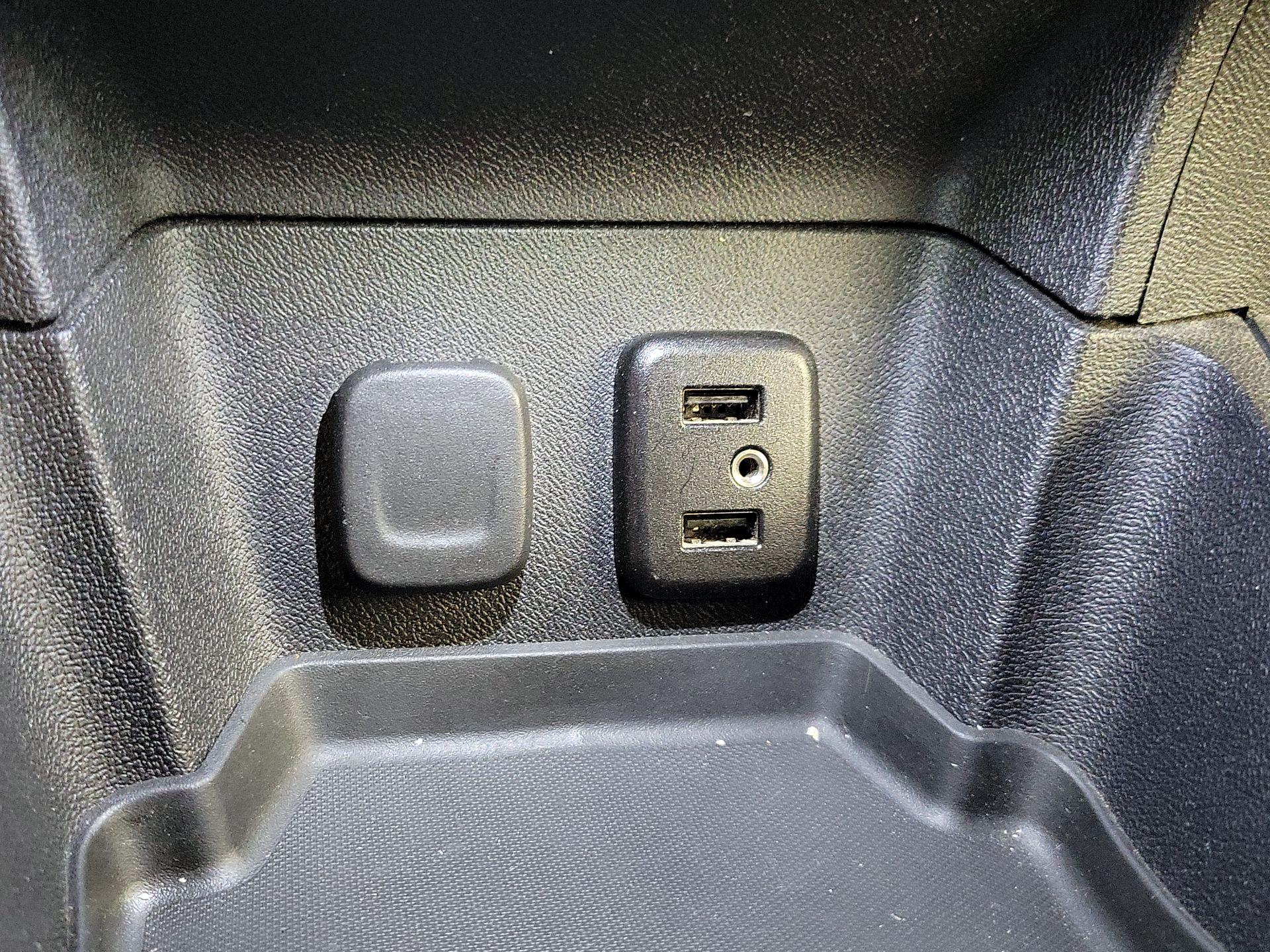 Thumbnail: 2018 Chevrolet Volt - 19