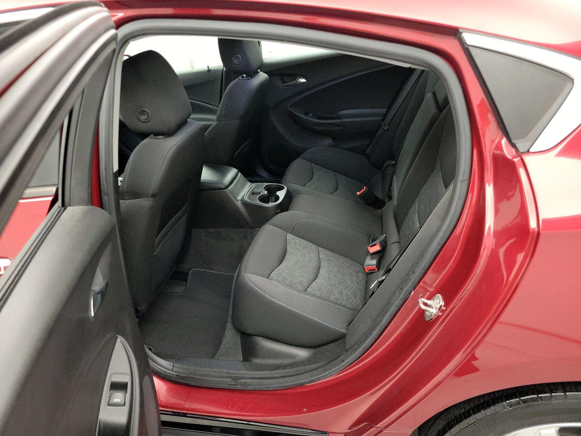 Thumbnail: 2018 Chevrolet Volt - 20