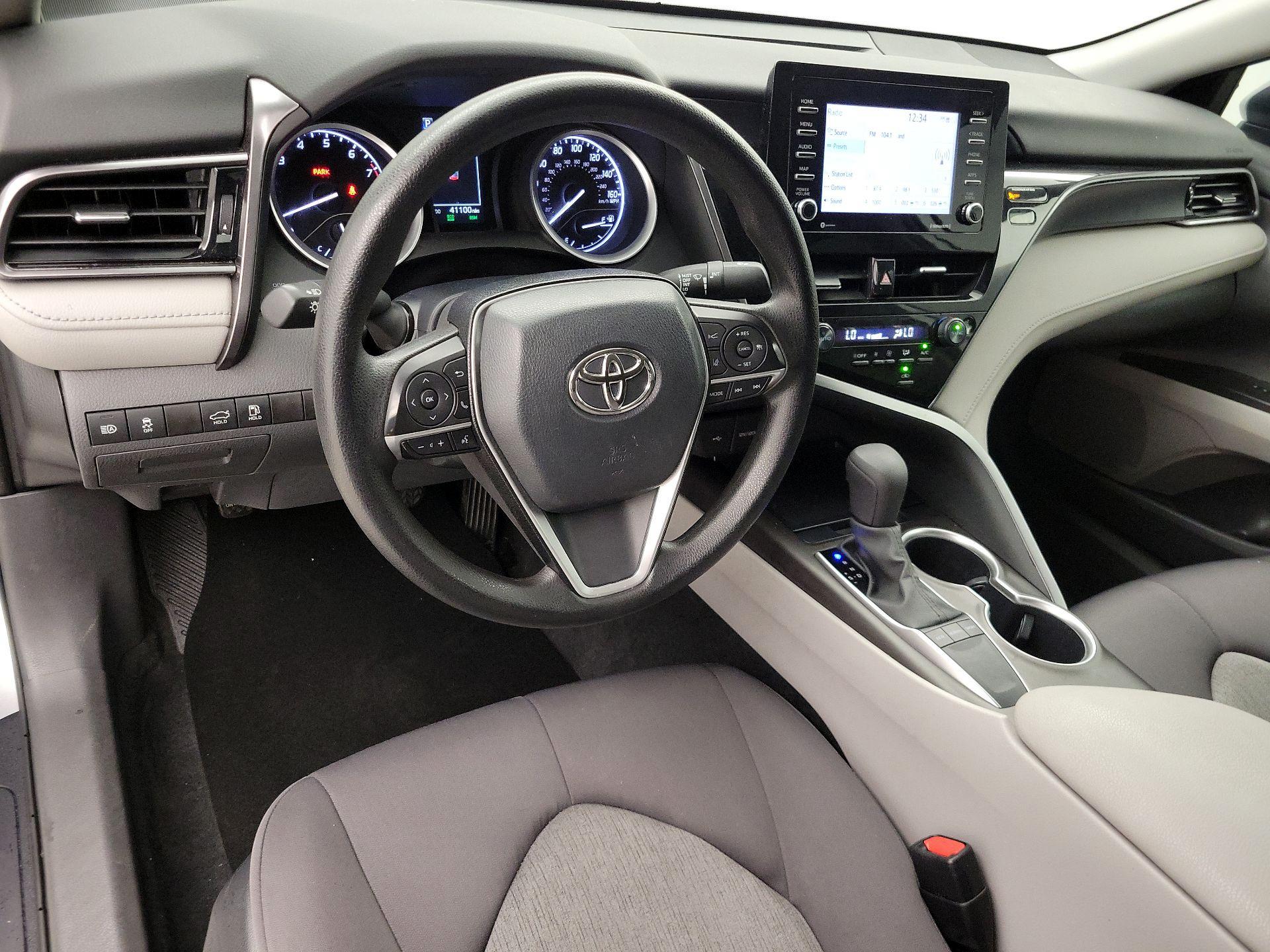 Thumbnail: 2023 Toyota Camry - 9