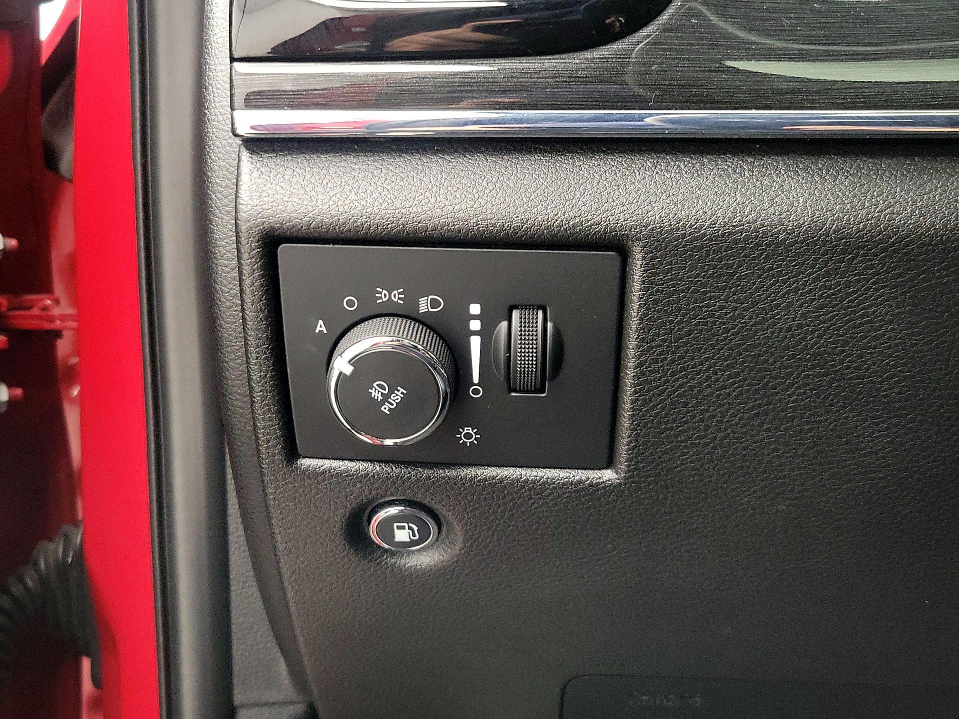 Thumbnail: 2021 Jeep Grand Cherokee - 13