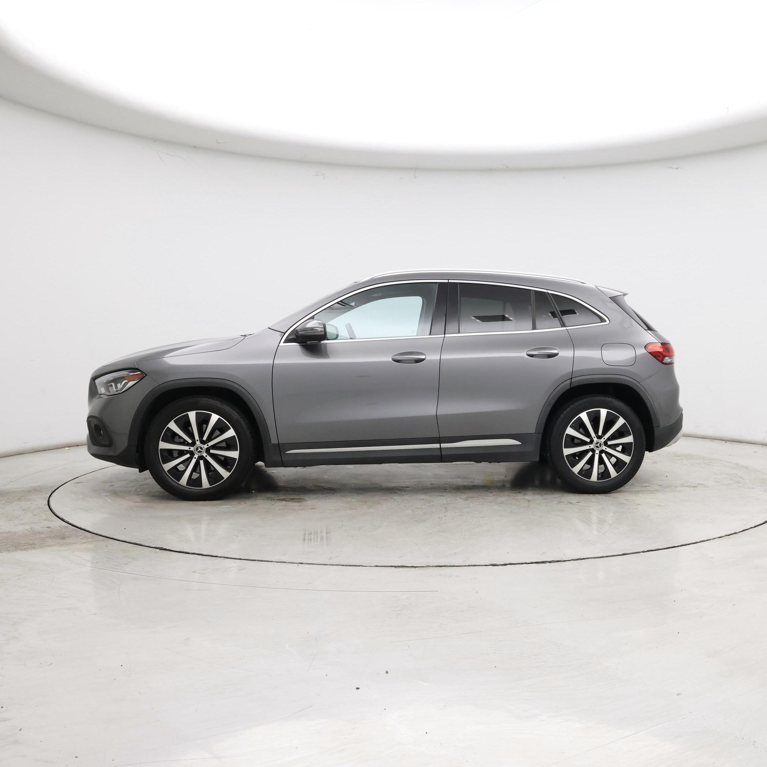 Thumbnail: 2021 Mercedes-Benz GLA - 3