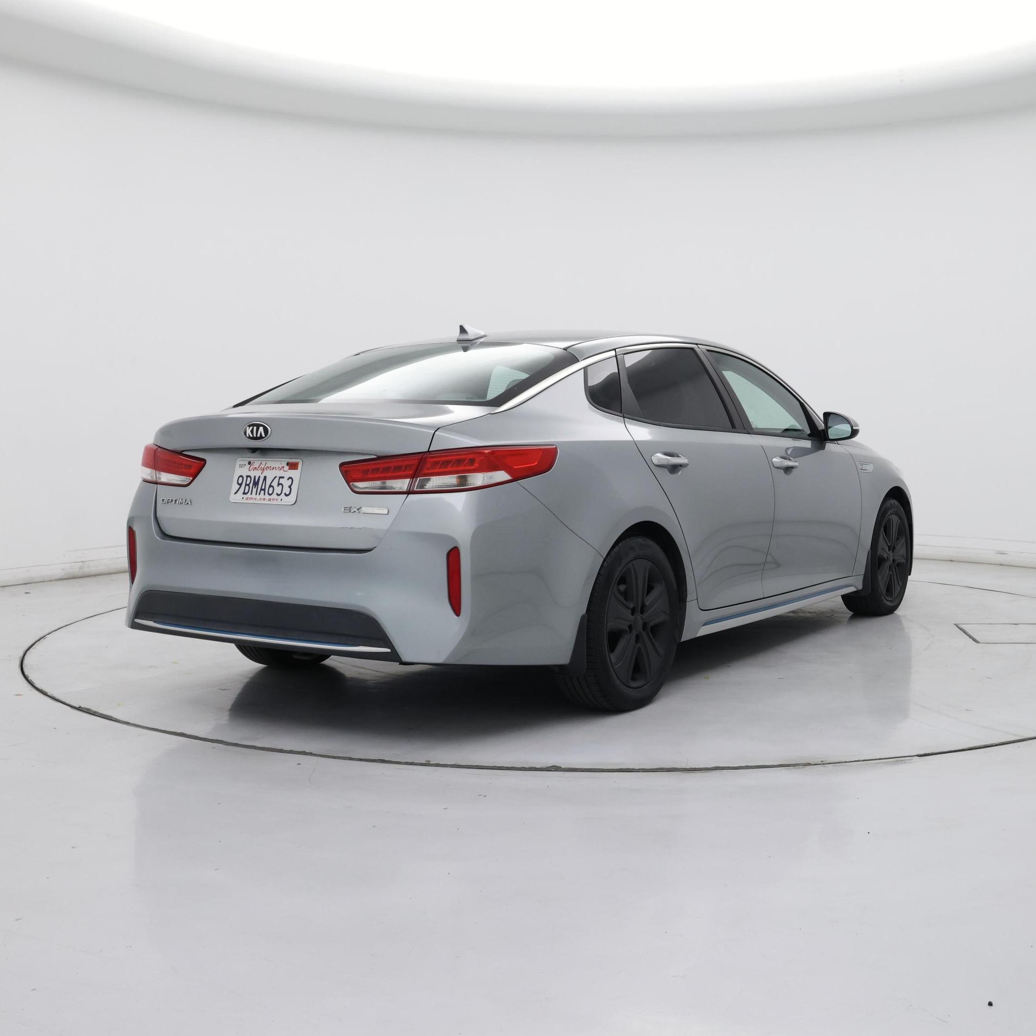 Thumbnail: 2017 Kia Optima - 8
