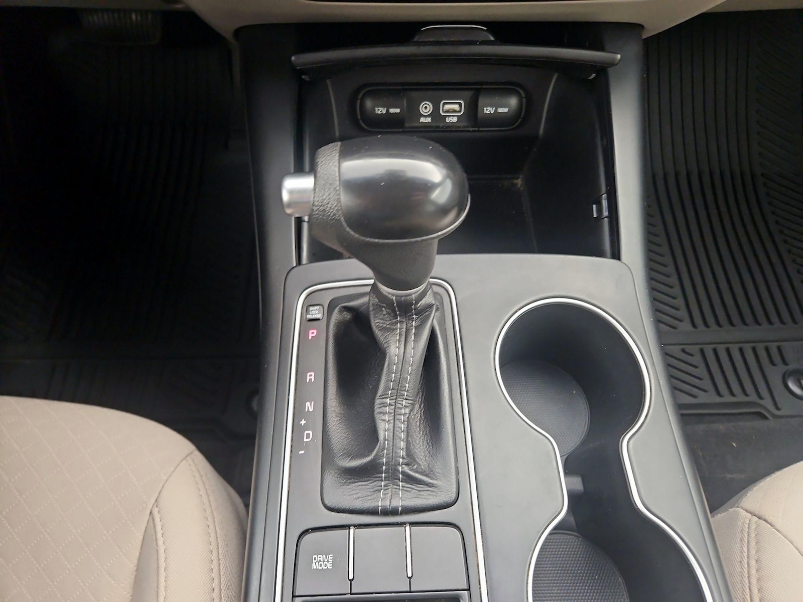 2017 Kia Sorento LX - Photo 19