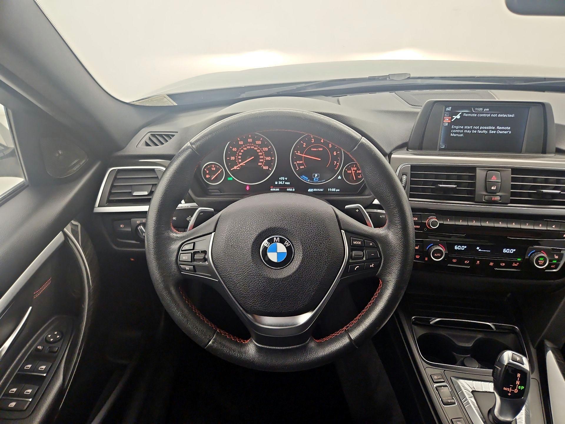 Thumbnail: 2017 BMW 3 Series - 10