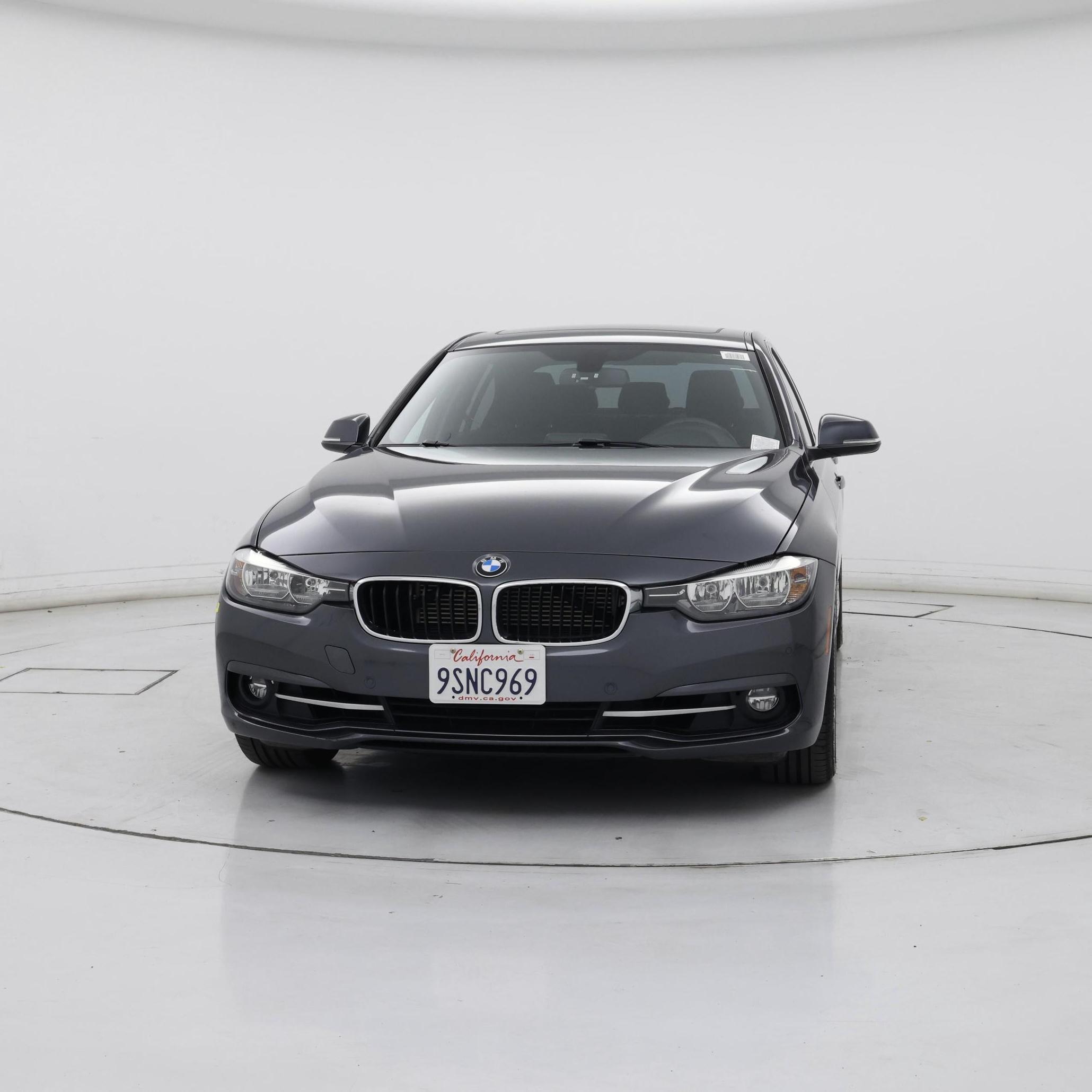Thumbnail: 2017 BMW 3 Series - 5