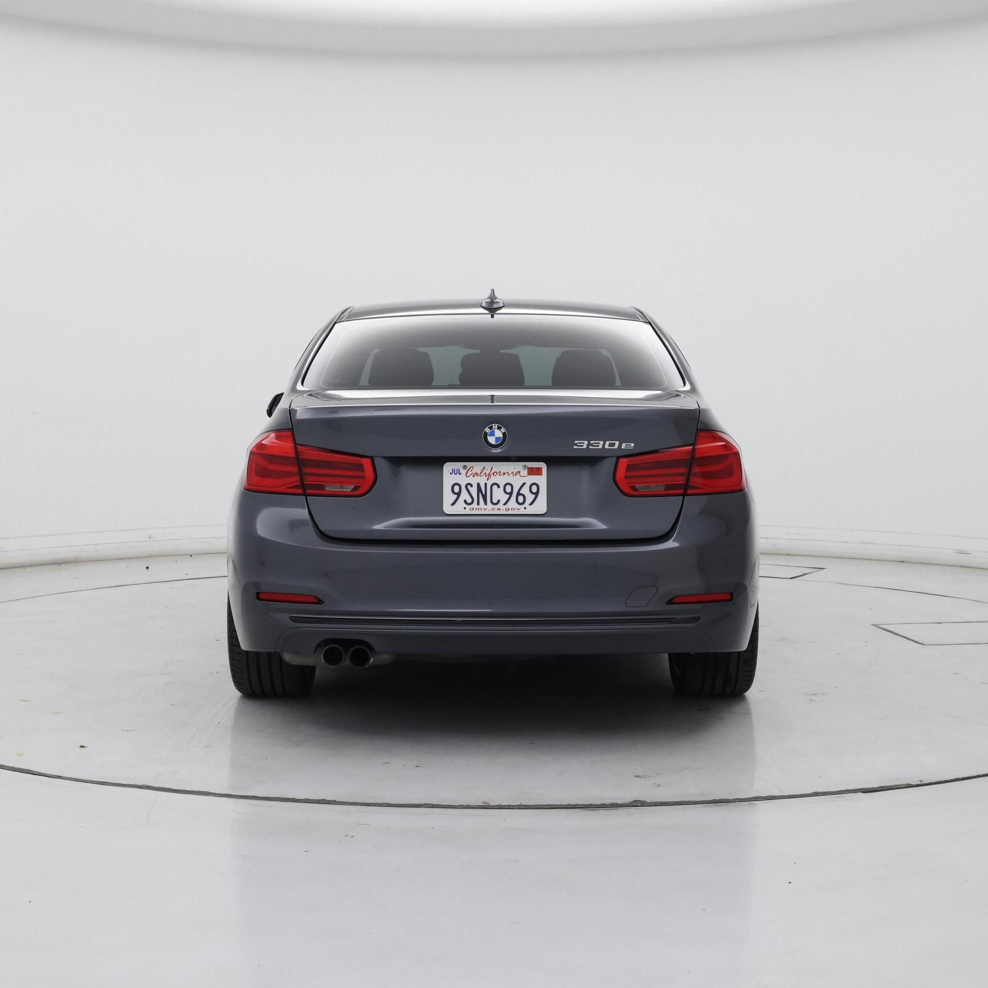 Thumbnail: 2017 BMW 3 Series - 6