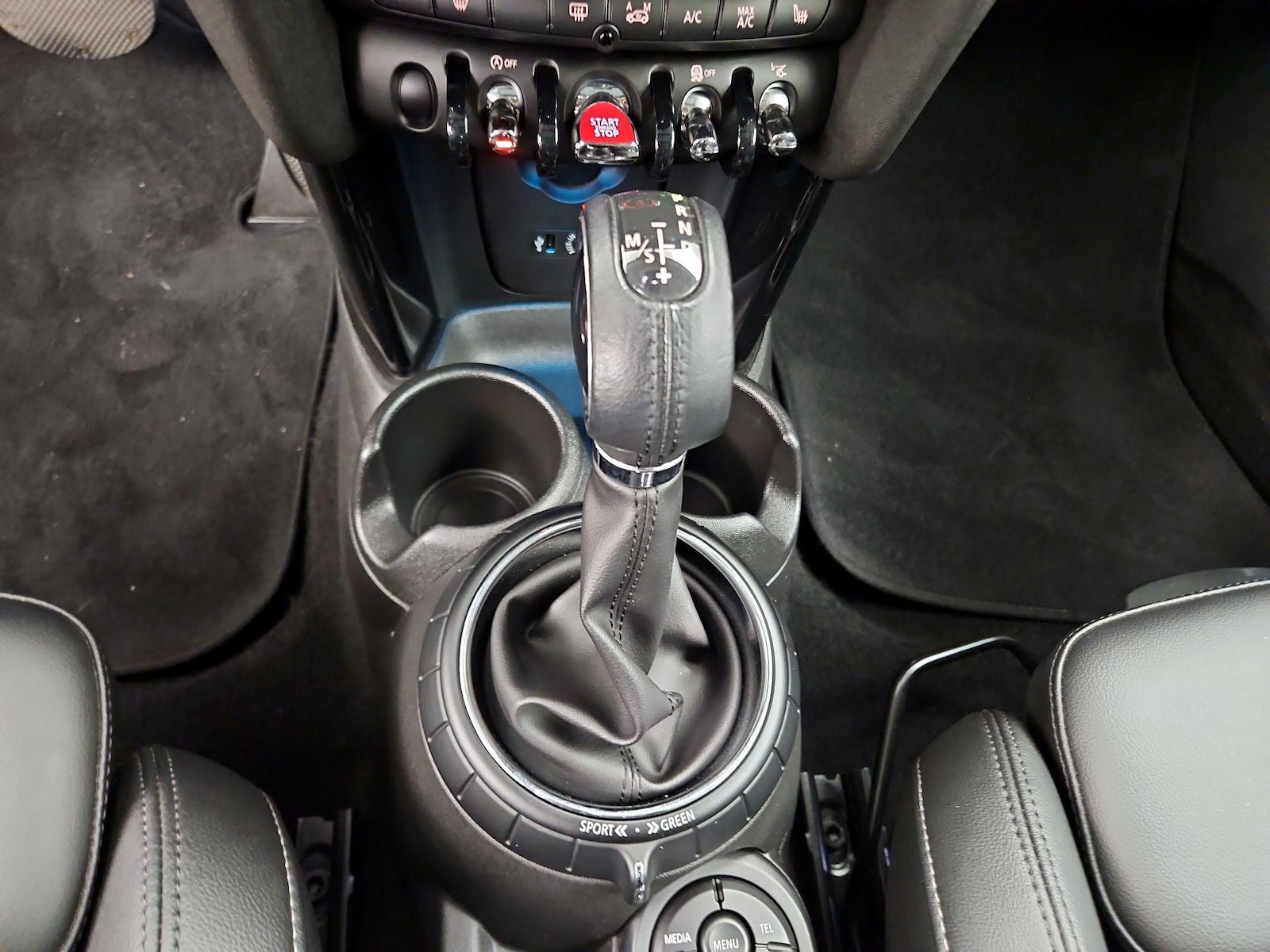 2015 MINI Cooper S - Photo 16
