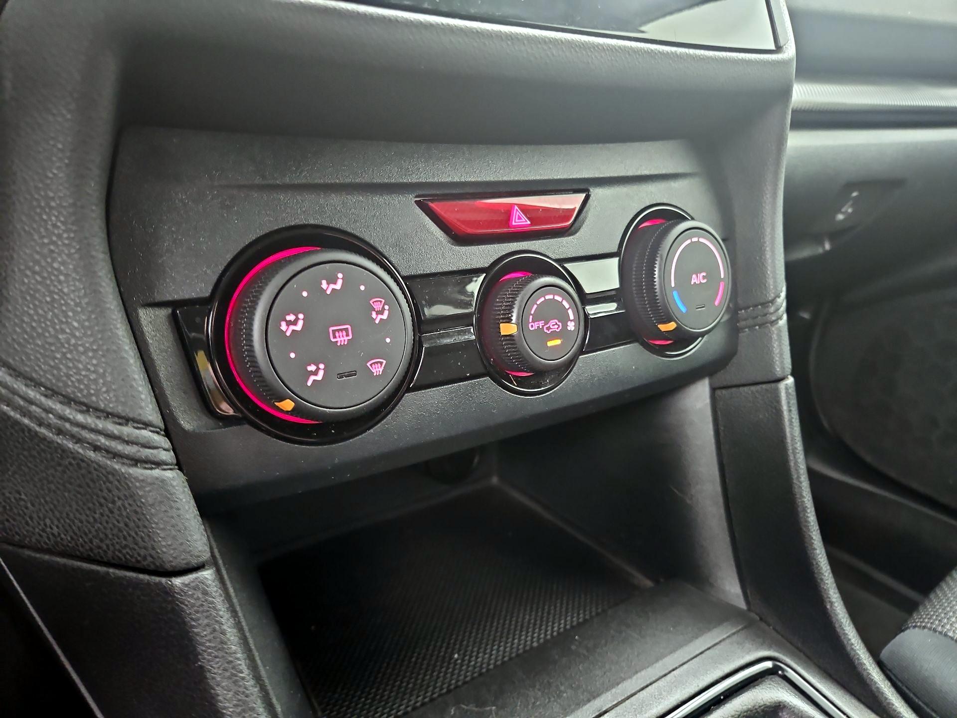Thumbnail: 2019 Subaru Crosstrek - 17