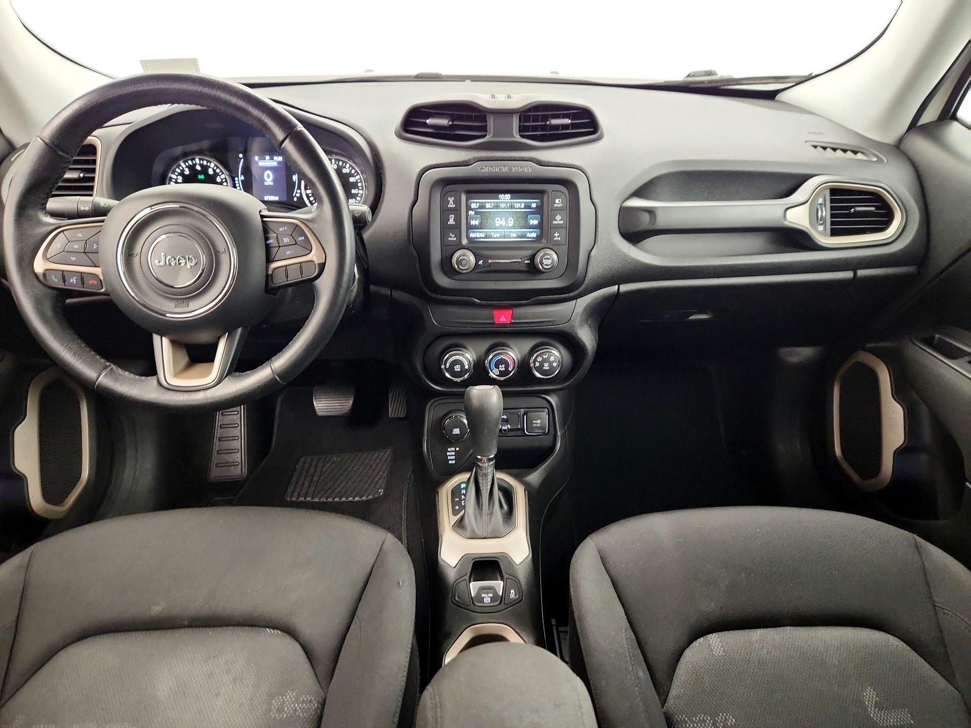 Thumbnail: 2017 Jeep Renegade - 9