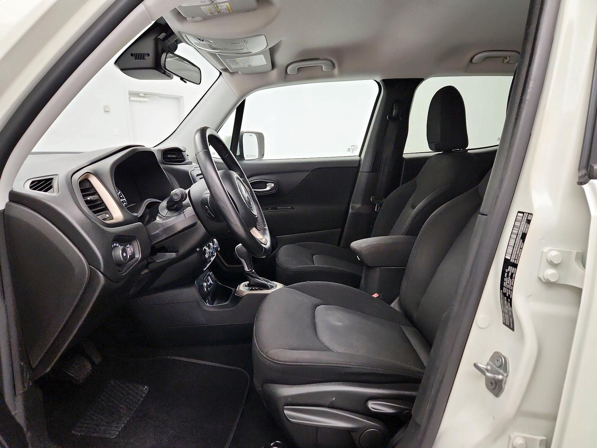 Thumbnail: 2017 Jeep Renegade - 11