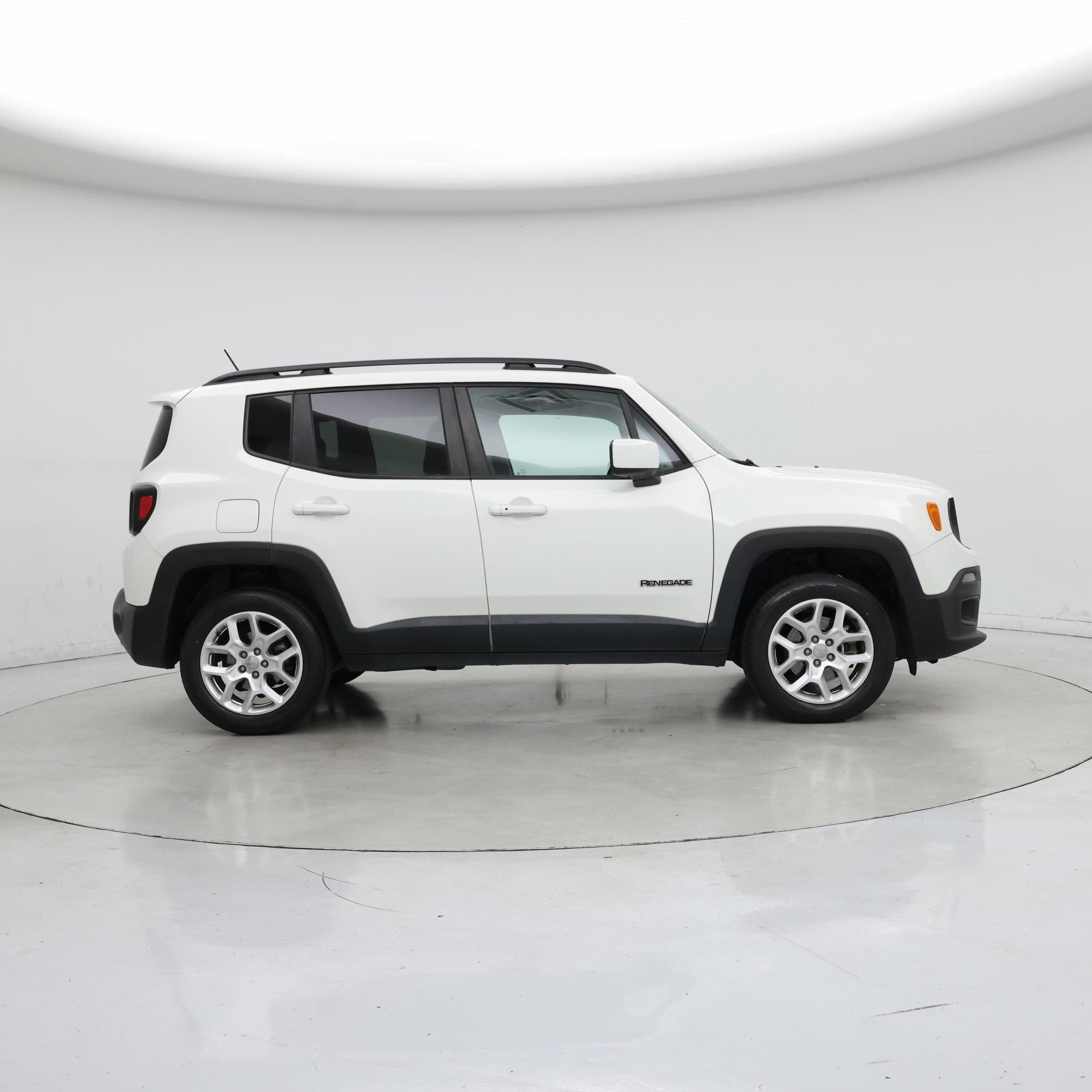 Thumbnail: 2017 Jeep Renegade - 7