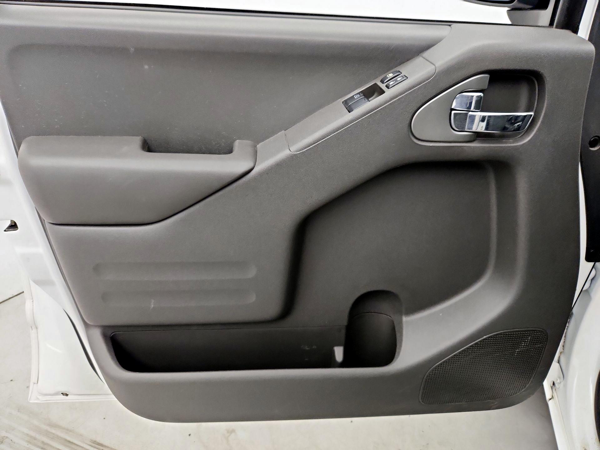 Thumbnail: 2019 Nissan Frontier - 12