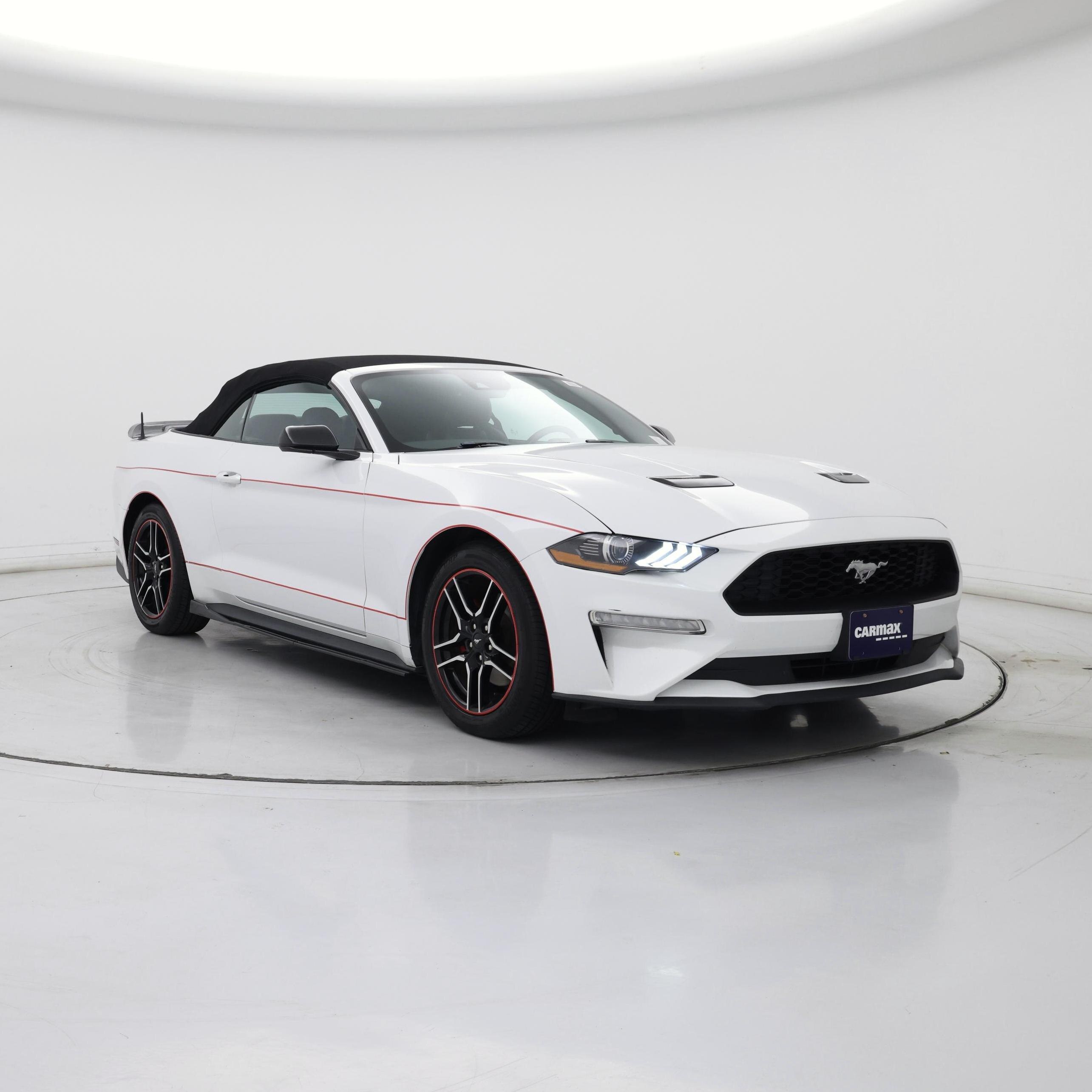White 2022 Ford Mustang Convertible Rear-Wheel Drive Automatic
