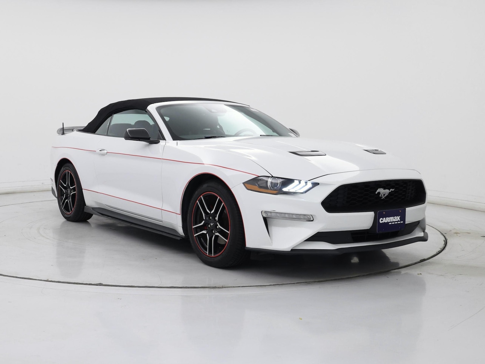 2022 Ford Mustang EcoBoost Premium - Photo 2