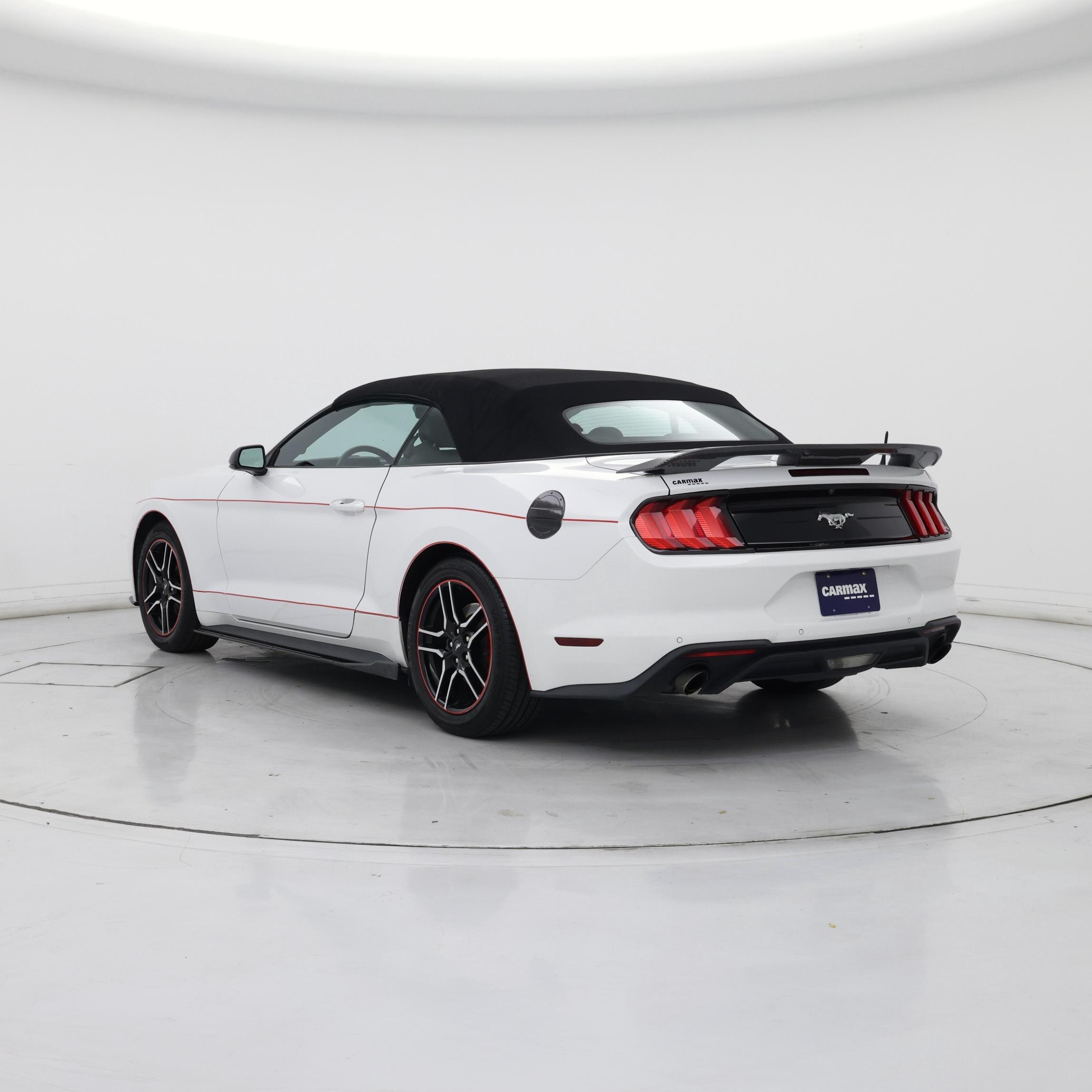 Thumbnail: 2022 Ford Mustang - 2
