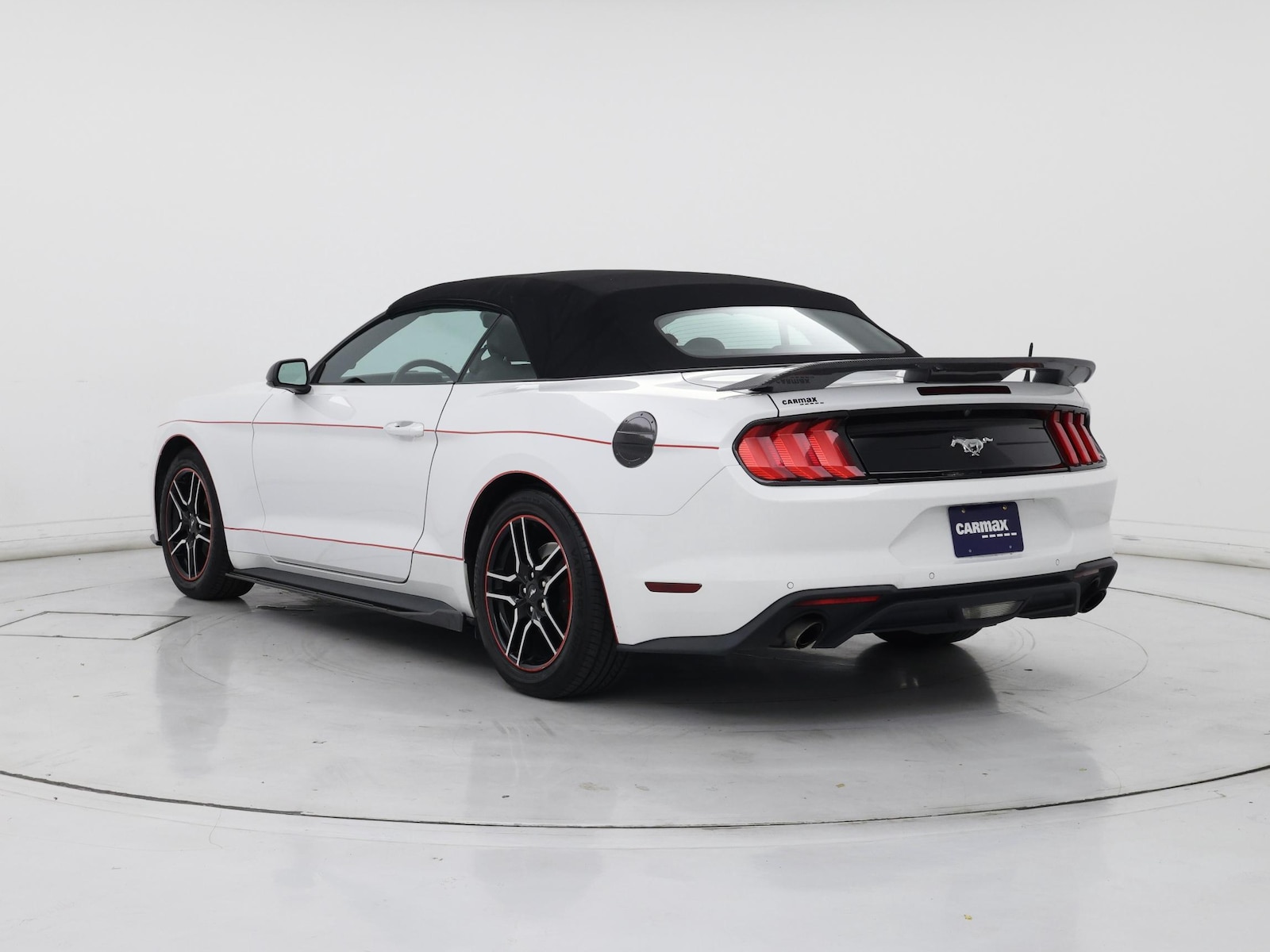 2022 Ford Mustang EcoBoost Premium - Photo 3