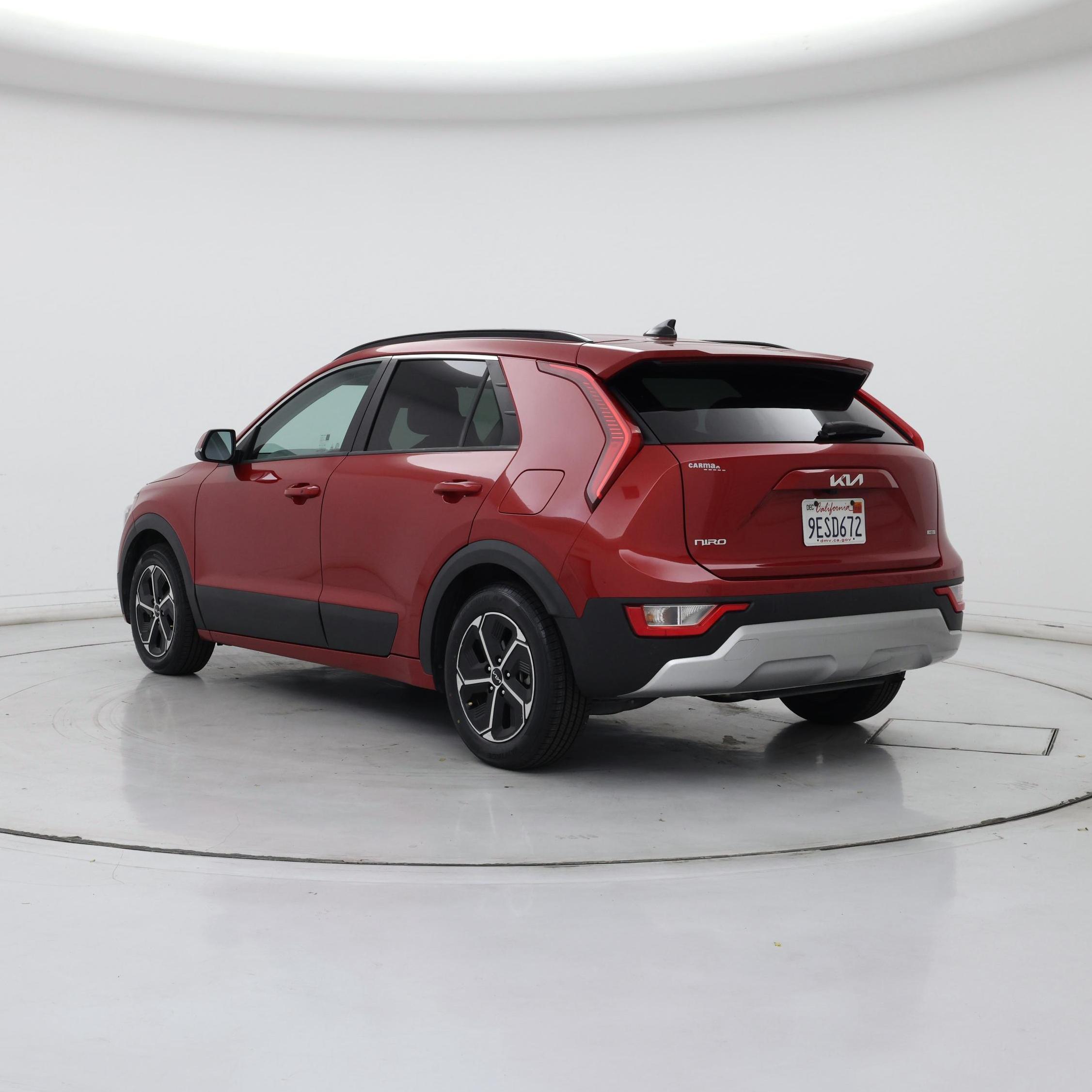 Thumbnail: 2023 Kia Niro - 2