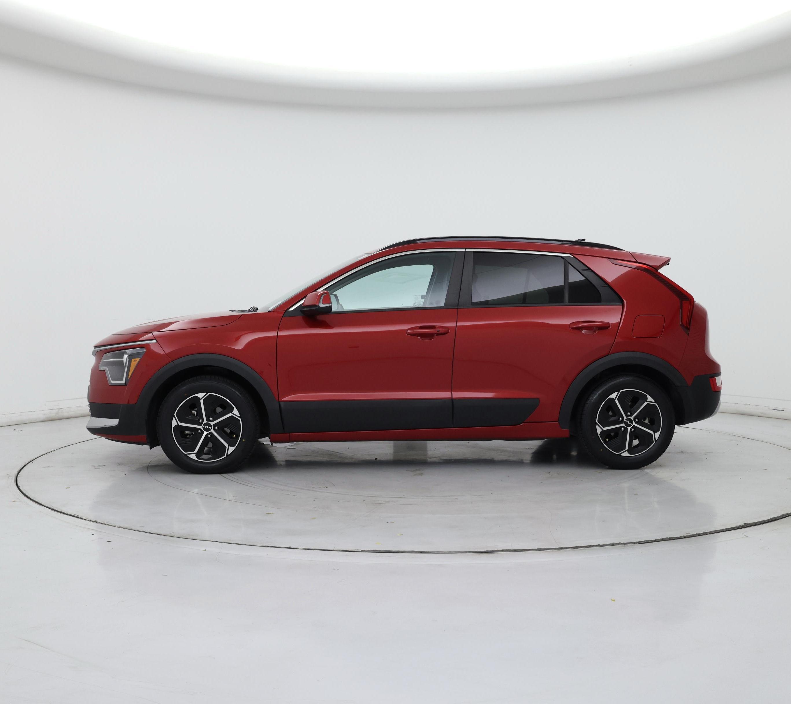 Thumbnail: 2023 Kia Niro - 3