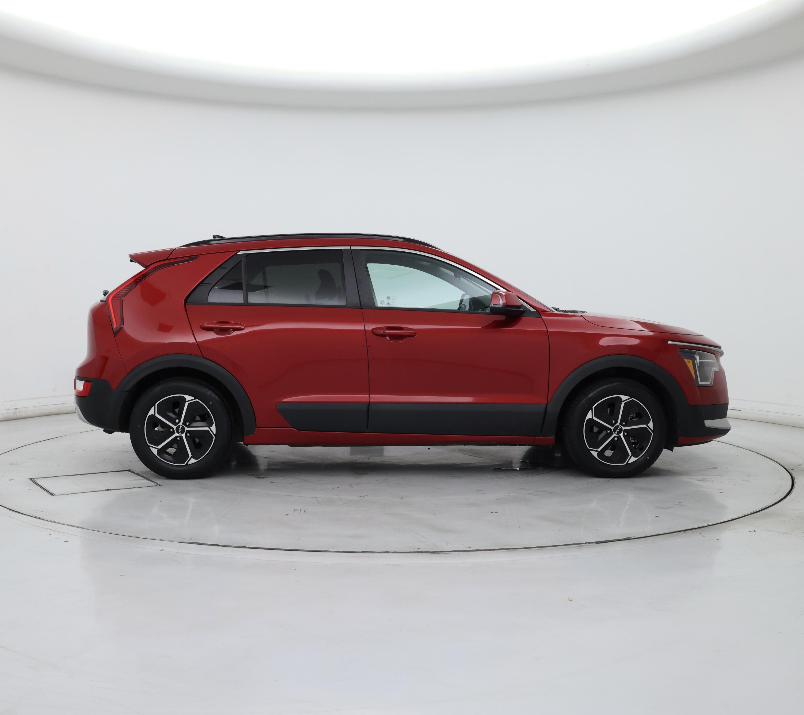 Thumbnail: 2023 Kia Niro - 7