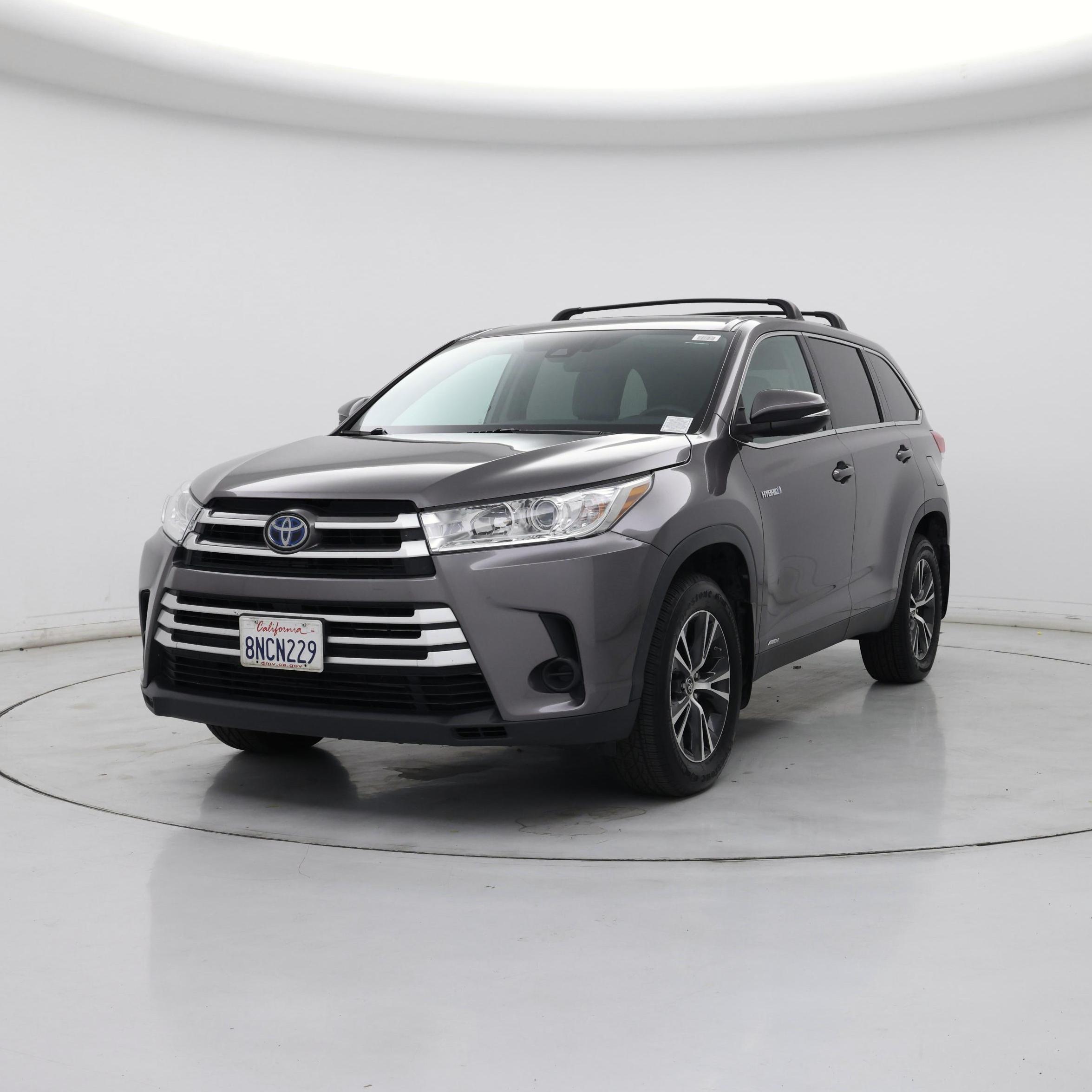 Thumbnail: 2019 Toyota Highlander - 4