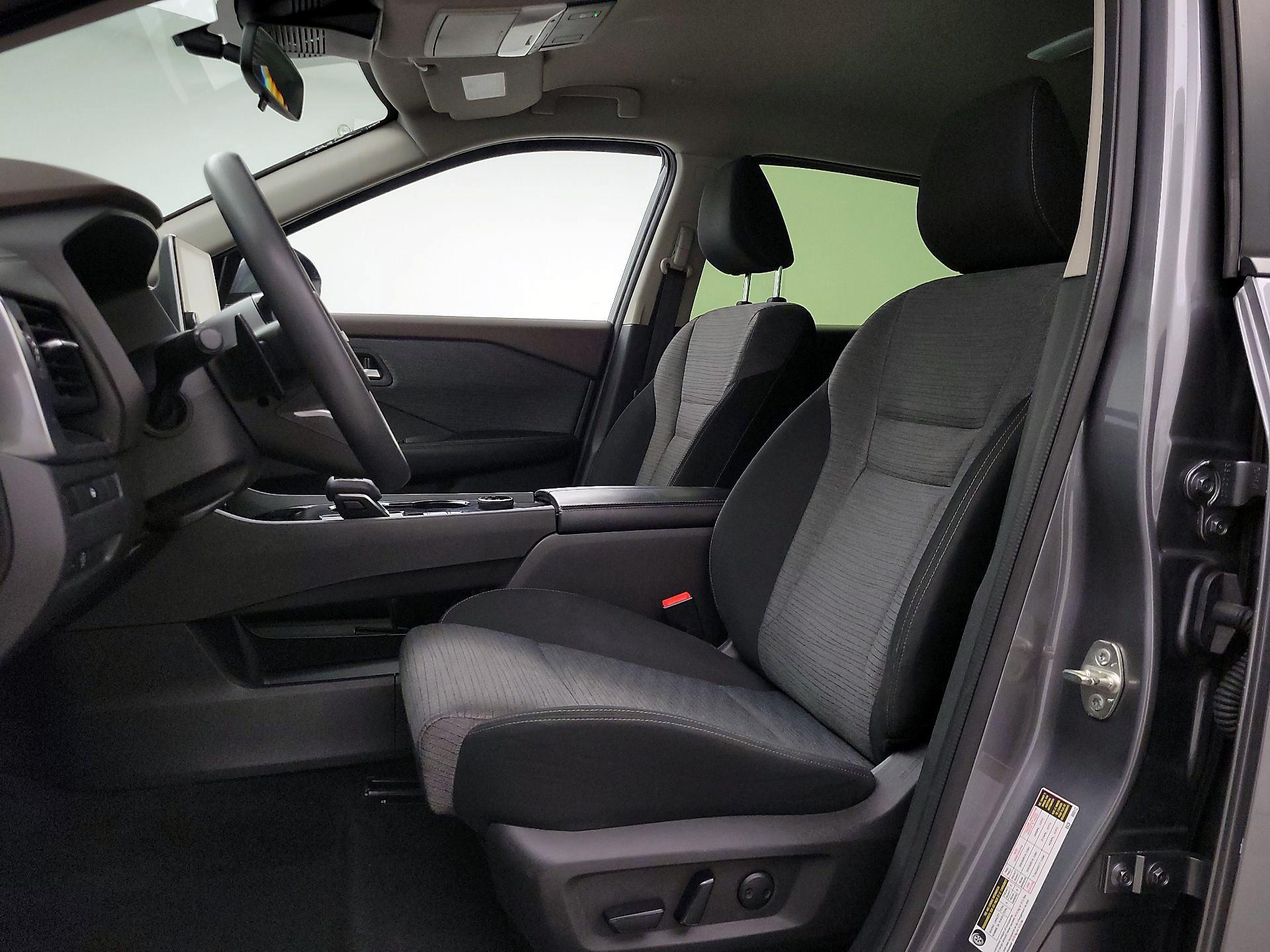 Thumbnail: 2023 Nissan Rogue - 11