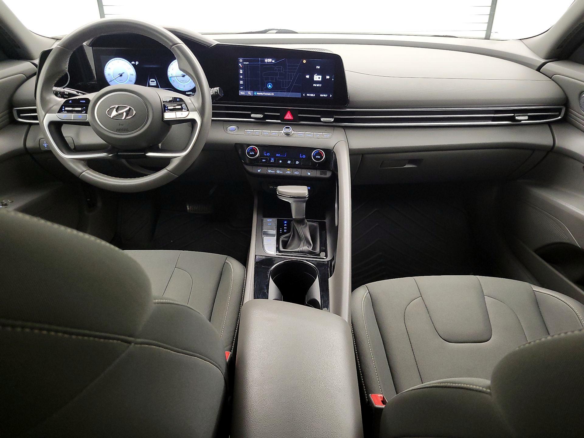 Thumbnail: 2023 Hyundai Elantra - 9