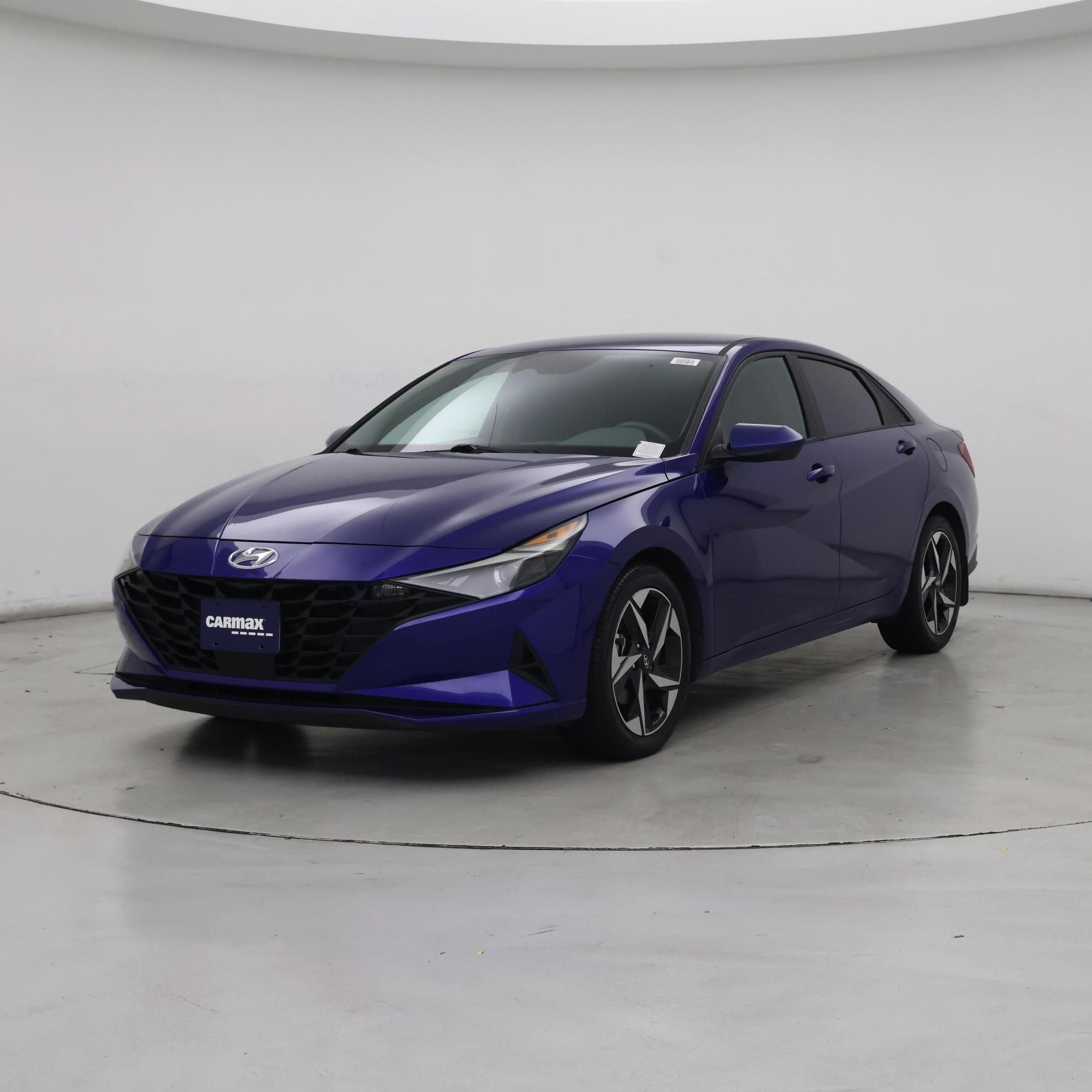 Thumbnail: 2023 Hyundai Elantra - 4