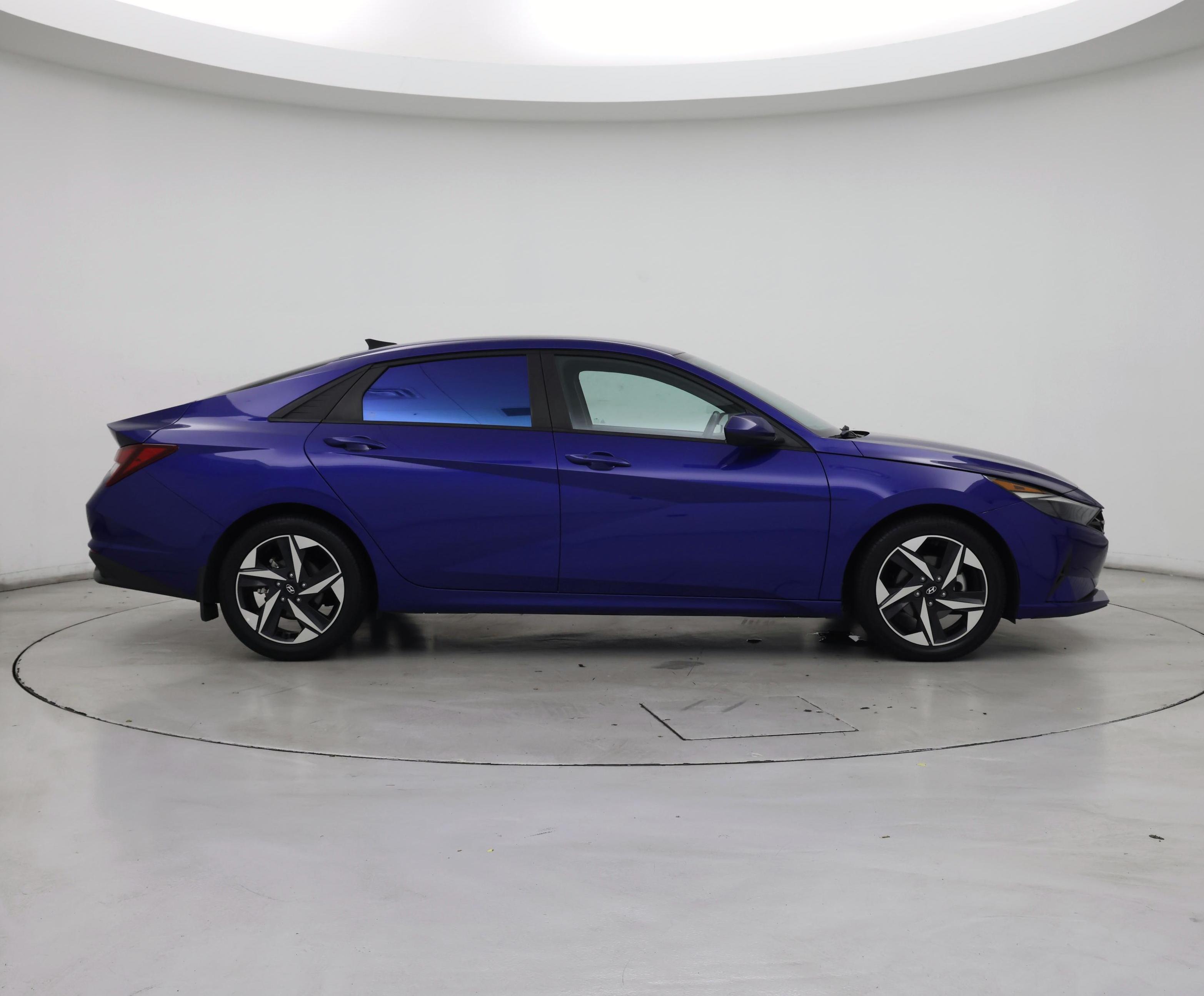 Thumbnail: 2023 Hyundai Elantra - 7