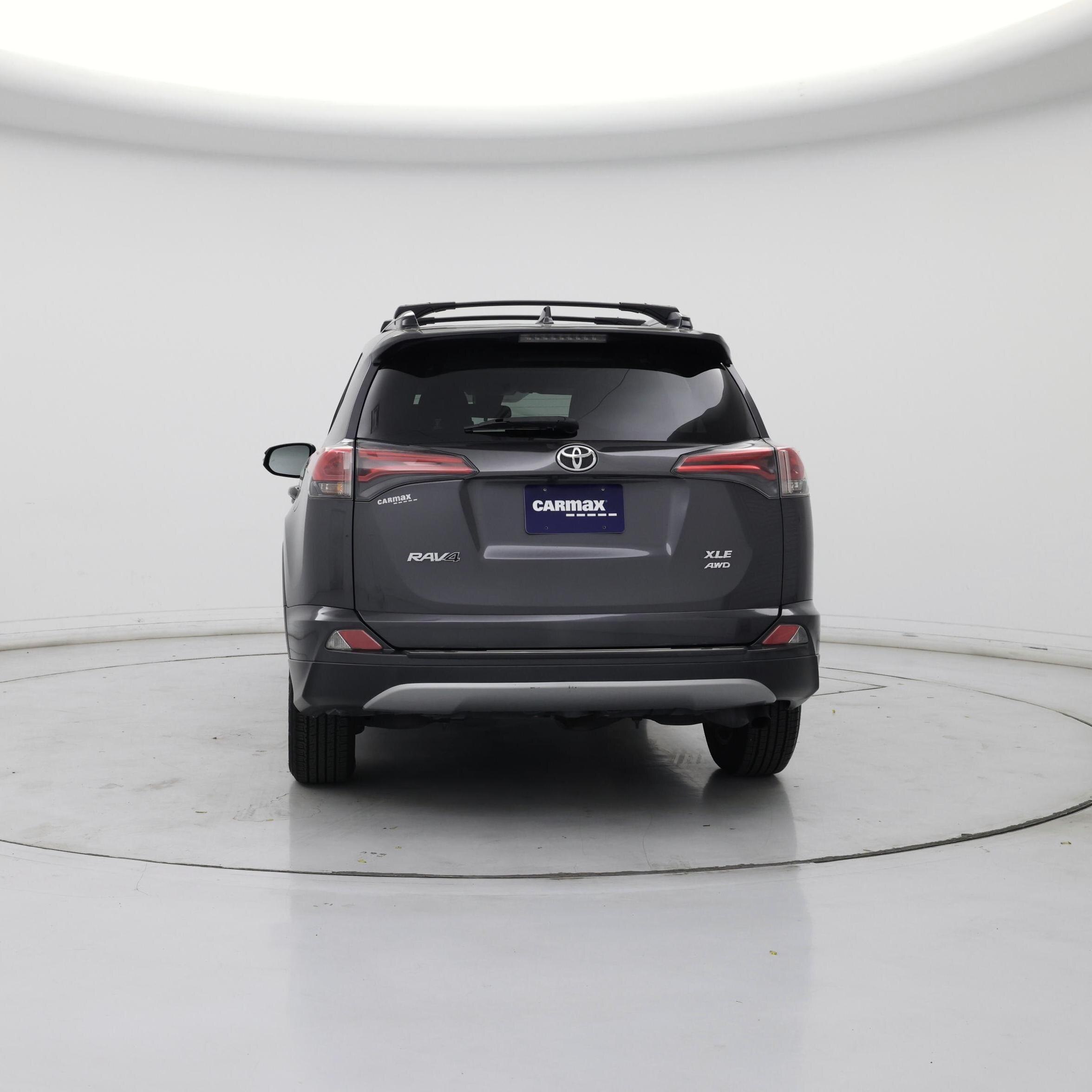 Thumbnail: 2018 Toyota RAV4 - 6